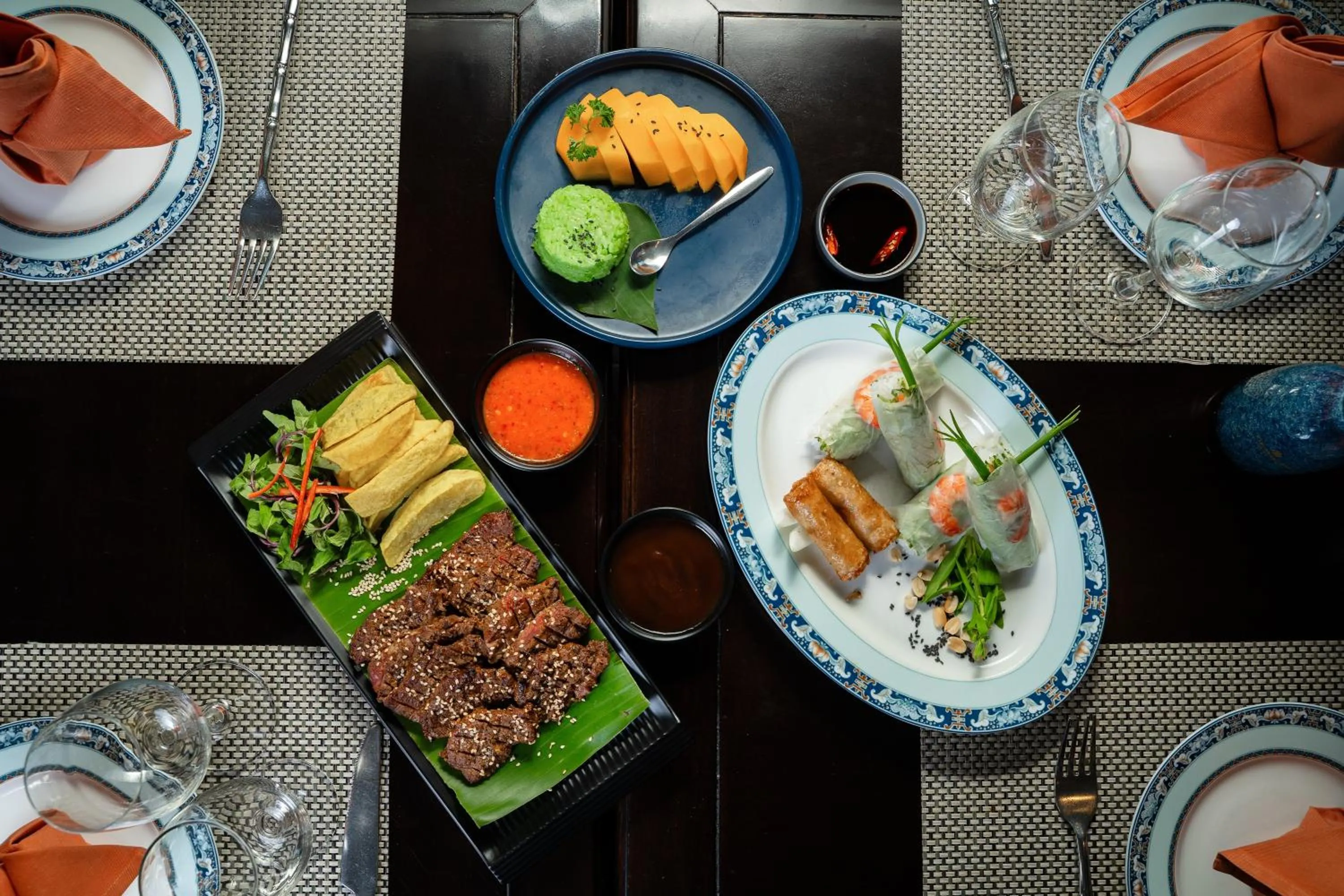 Food and drinks in Majesty Luxury Prime Cruise by Premier Group