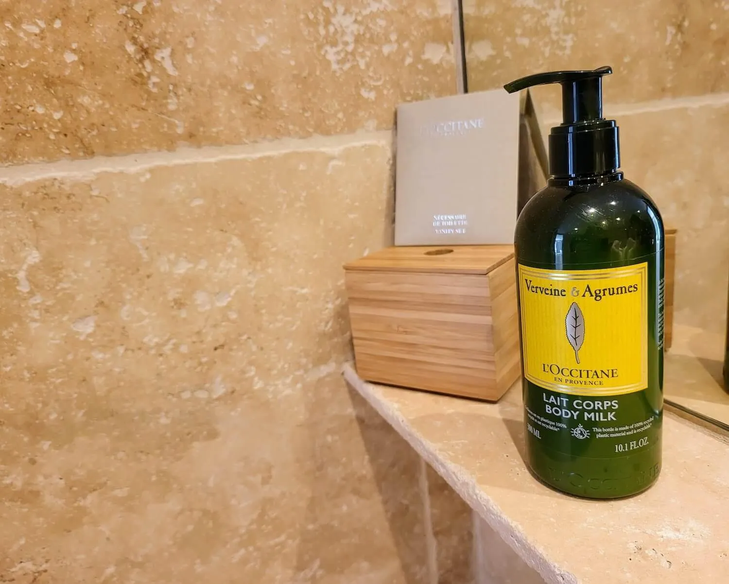 Bathroom in Domaine Ribiera, Hotel 5 Etoiles, SPA & Golf - Forcalquier