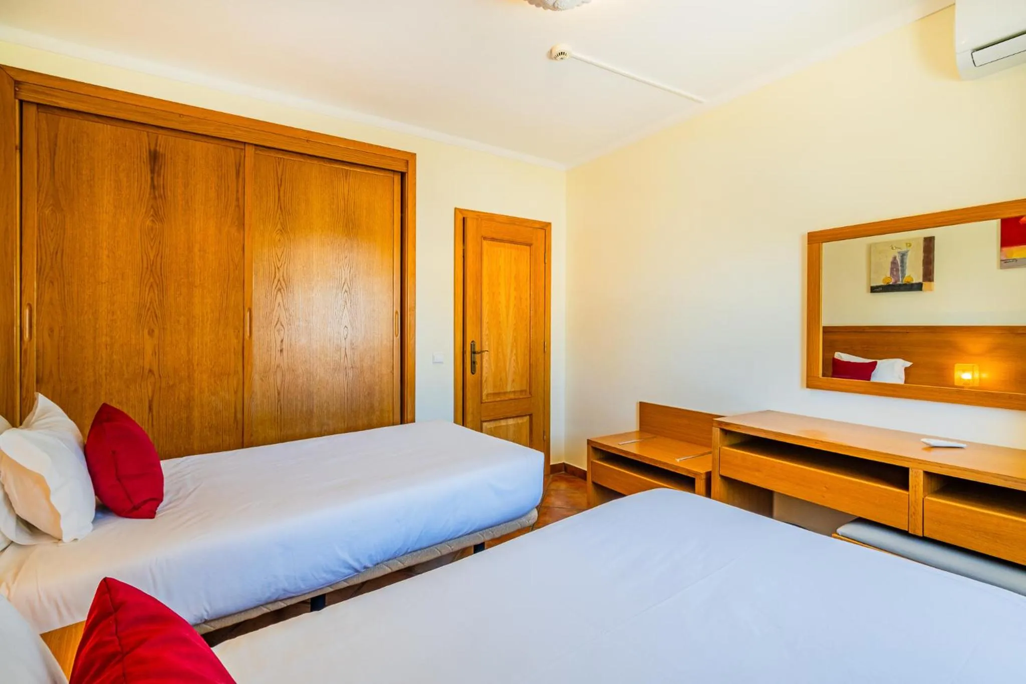 Bedroom, Bed in Jardins Vale de Parra