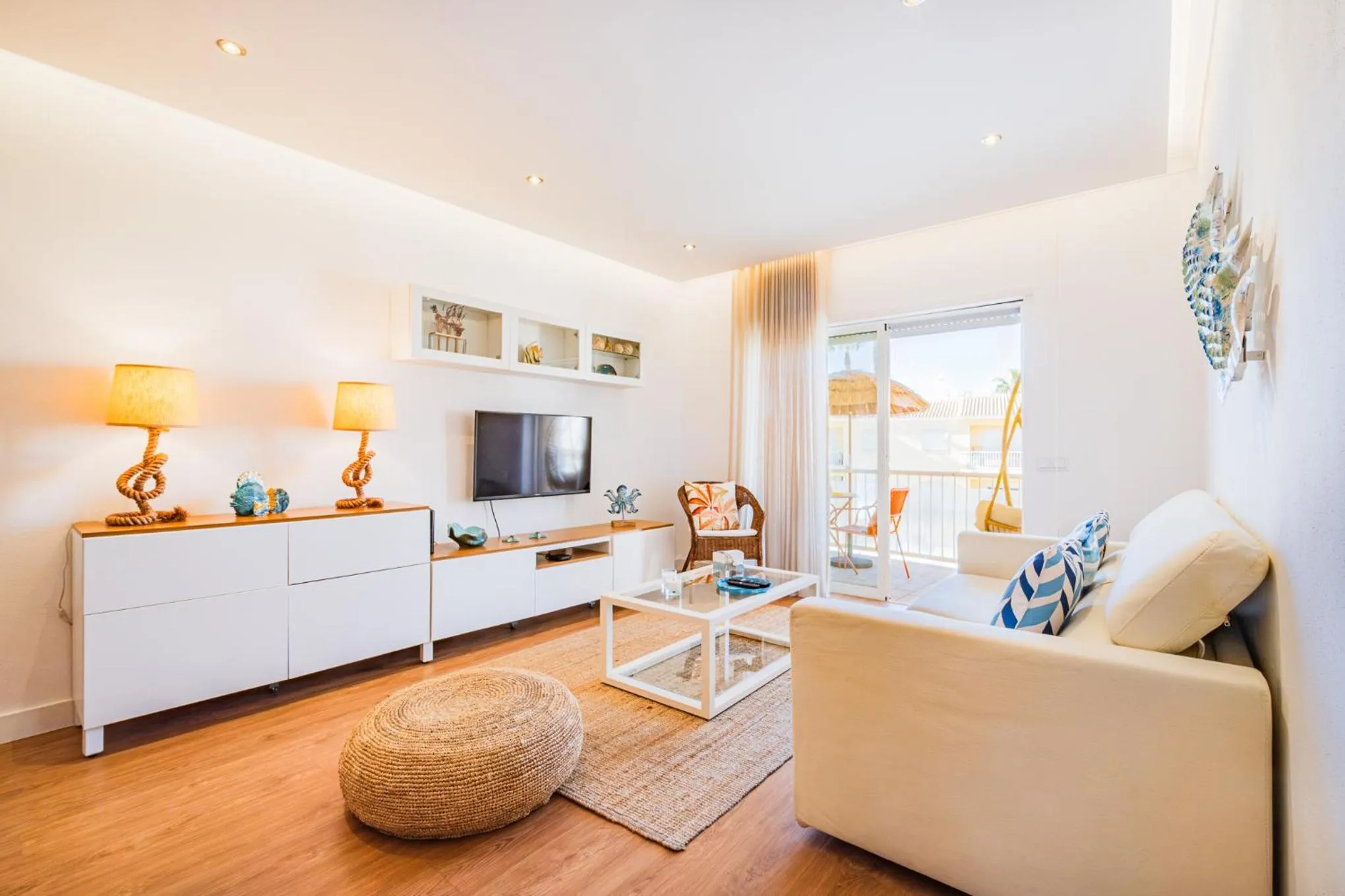 Communal lounge/ TV room in Jardins Vale de Parra