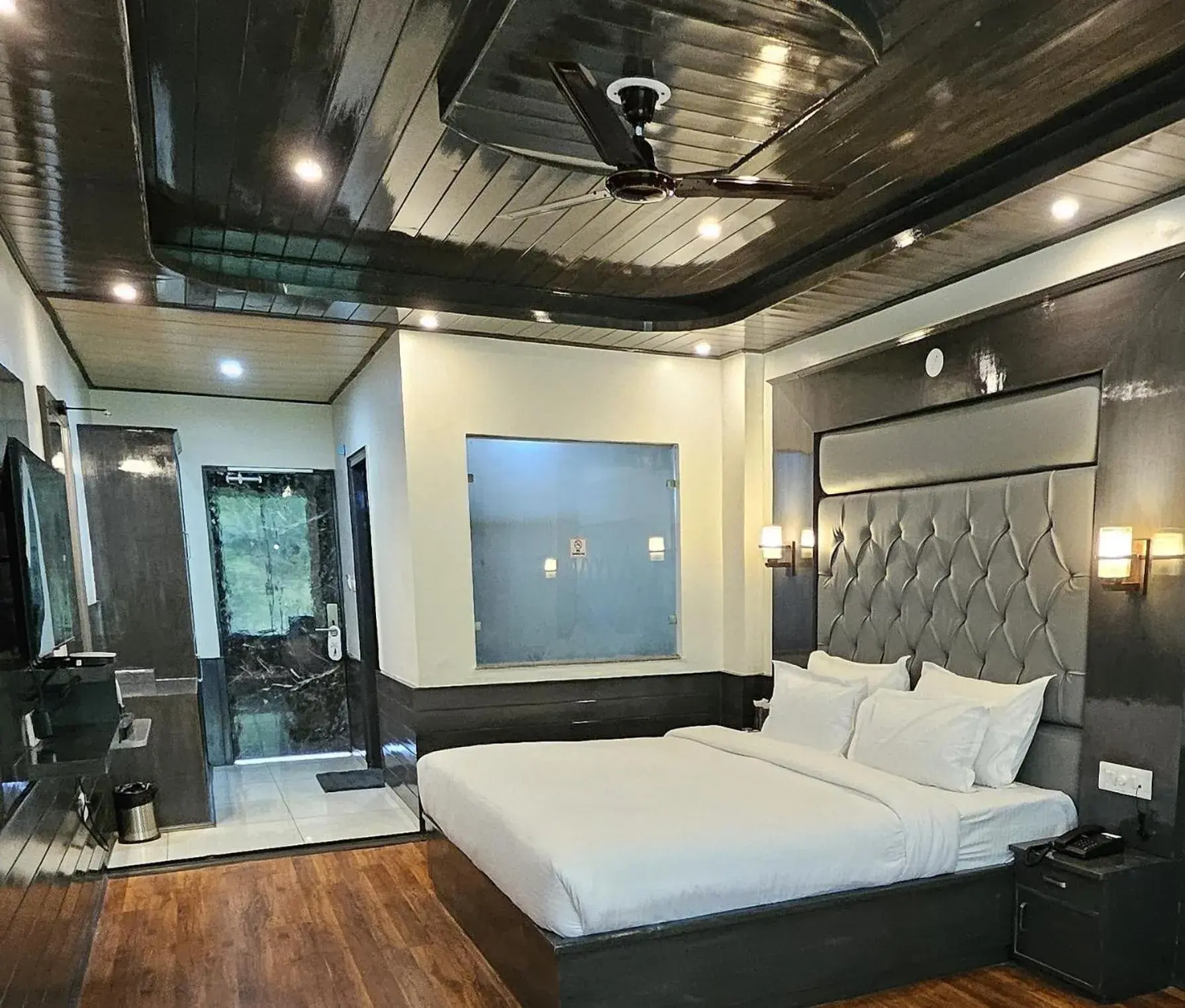 Deluxe Double Room with Balcony in Vine Hills Manali Deluxe Double Room with Balcony in Vine Hills Manali