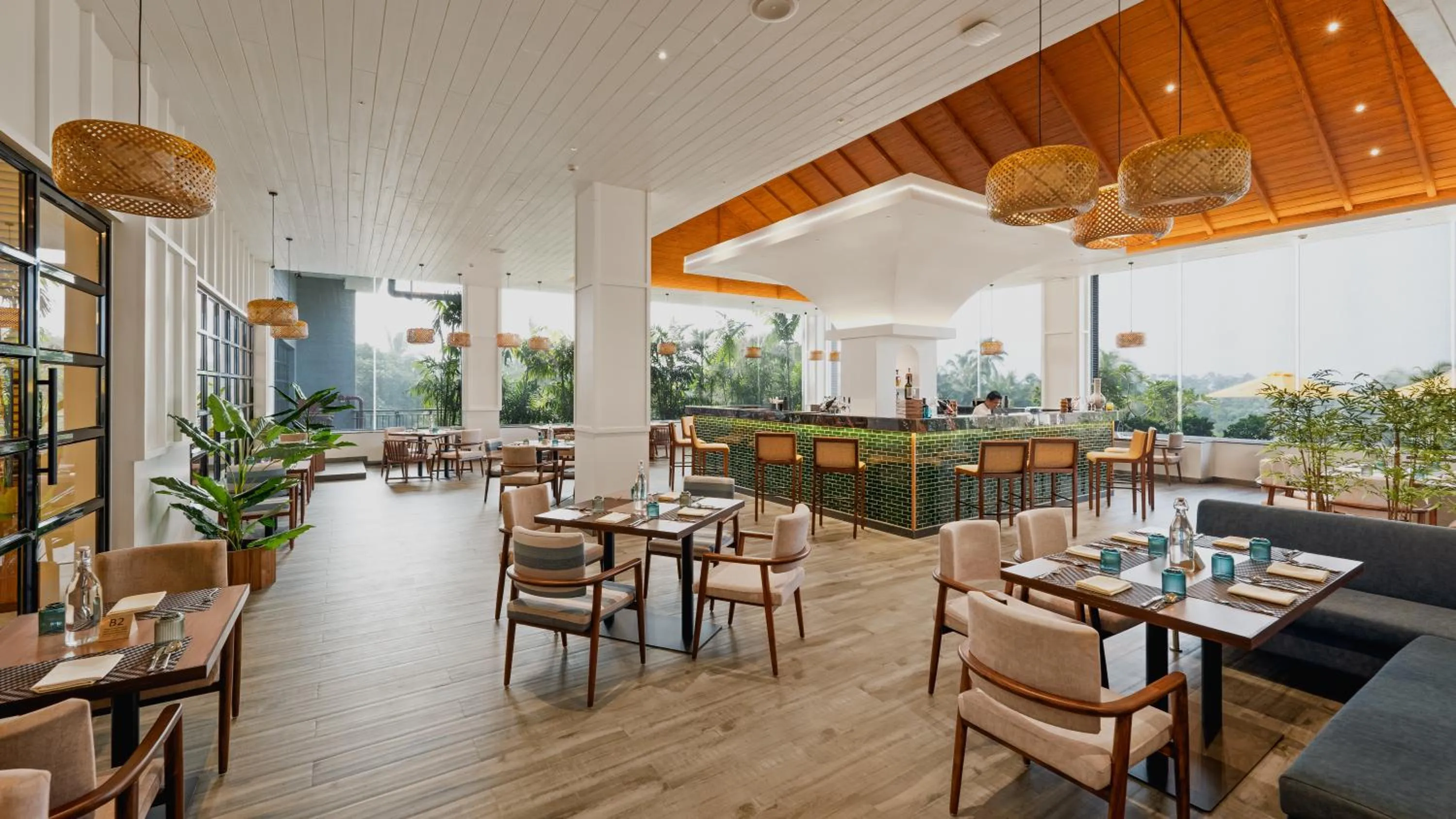 Lounge or bar in Cloud9 Sarovar Premiere Palomen Goa