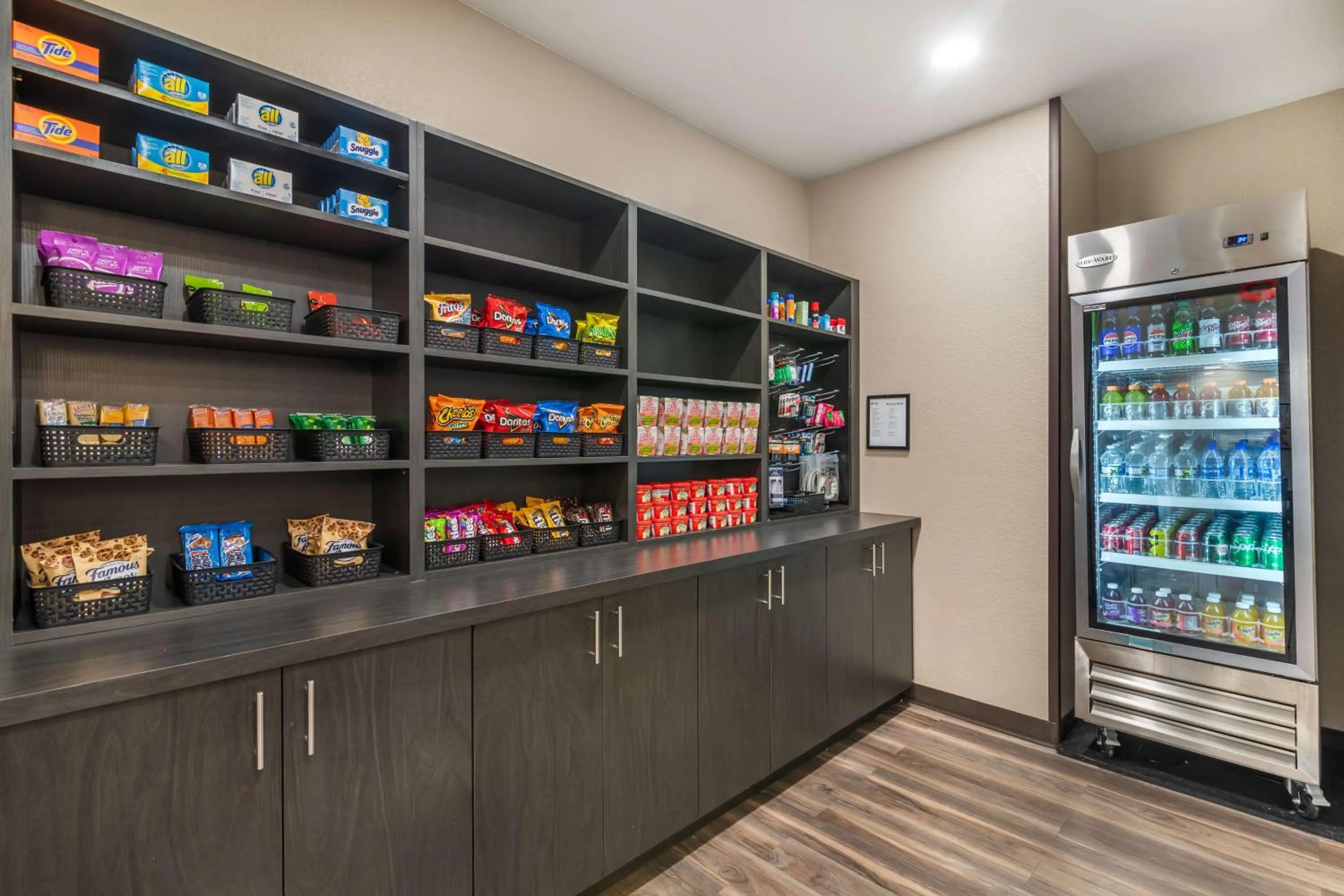 Property building in Best Western Plus Bluffton/Hilton Head Hotel