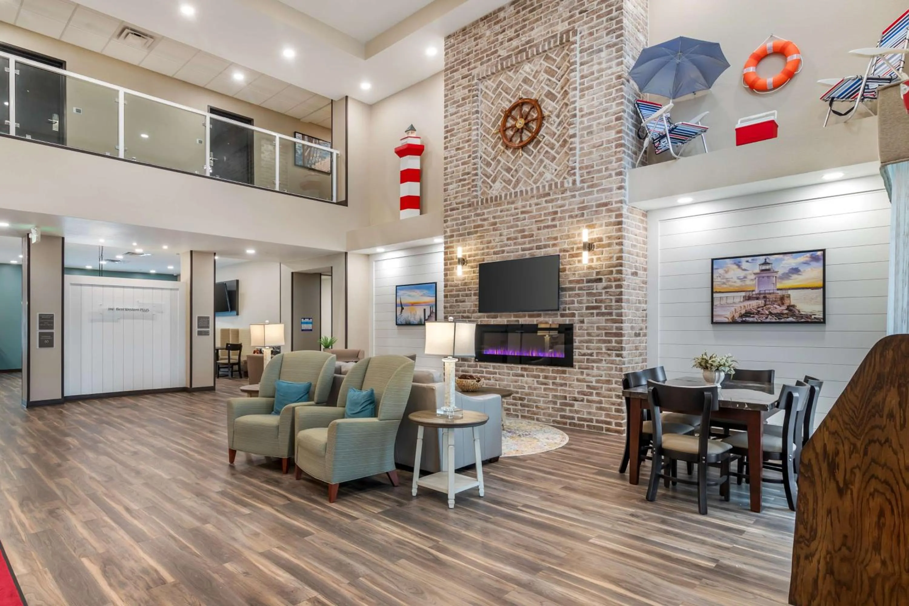 Lobby or reception in Best Western Plus Bluffton/Hilton Head Hotel