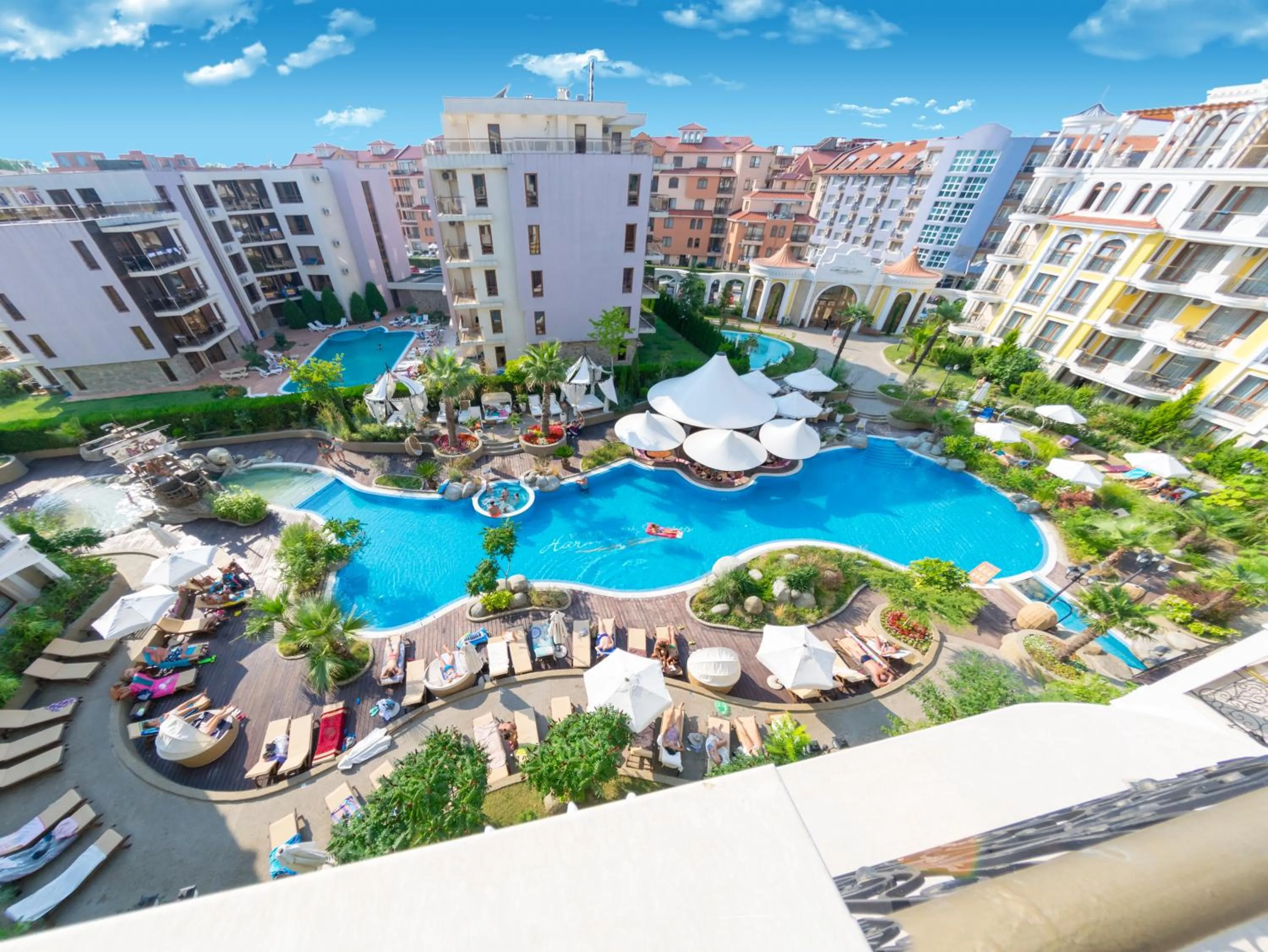 Pool view in Harmony Suites - Monte Carlo