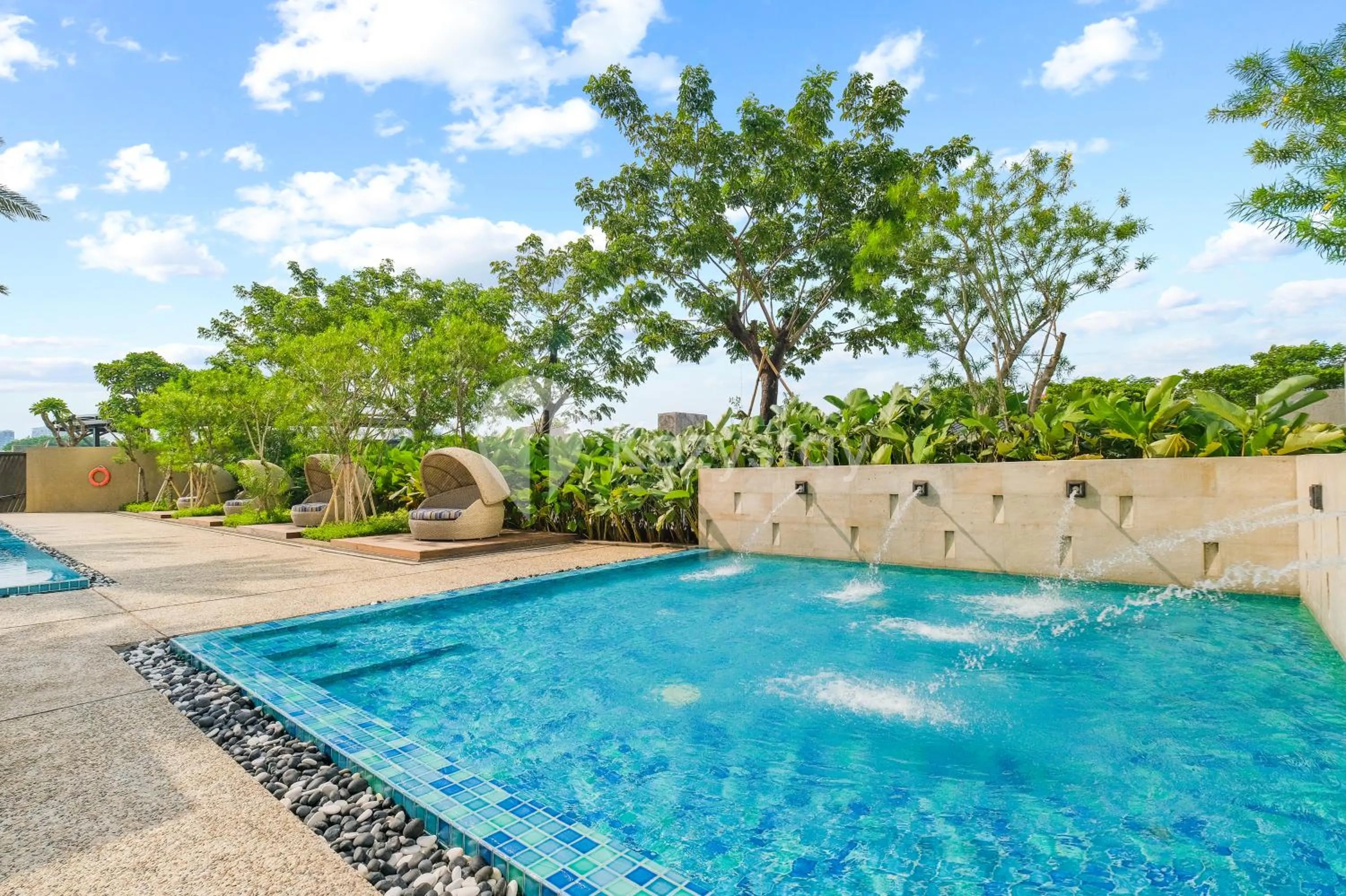 Swimming pool in Serica by Kozystay - Fatmawati