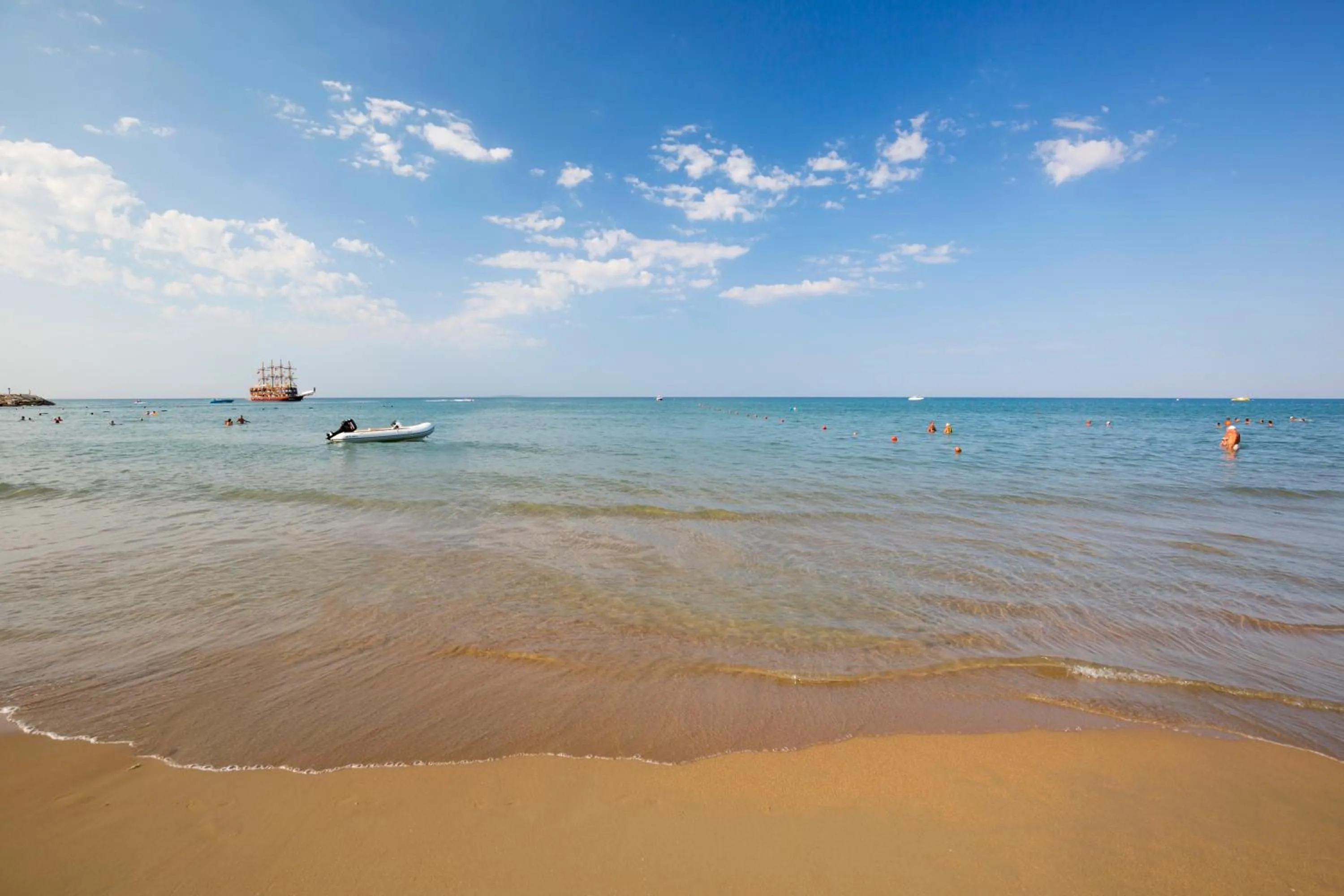 Beach in Side Sunport Hotel - All Inclusive