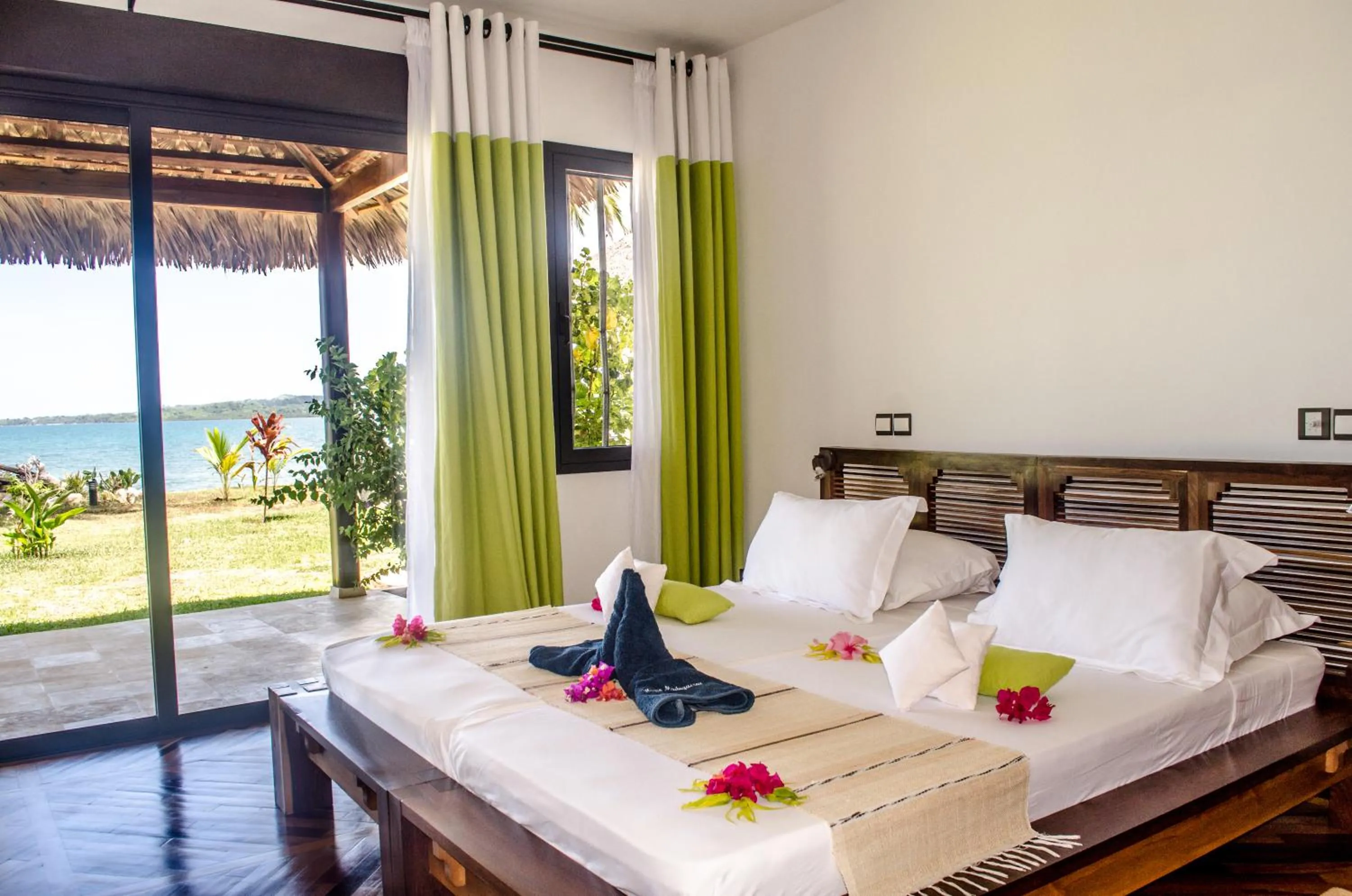 Bed in Home The Residence