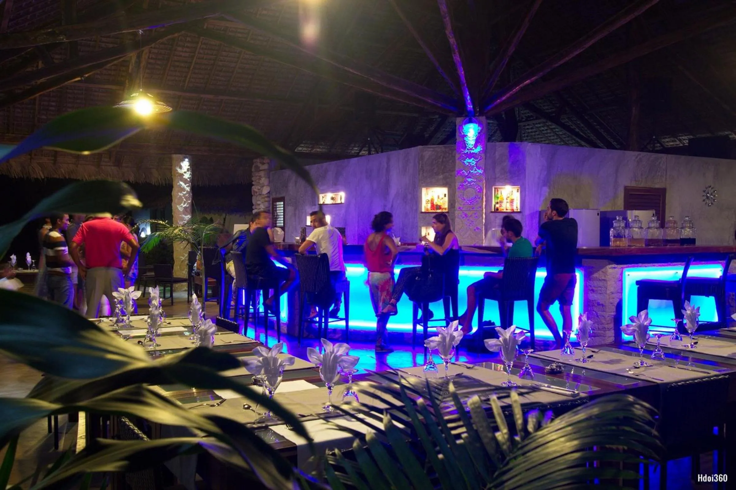 Restaurant/places to eat in Home The Residence