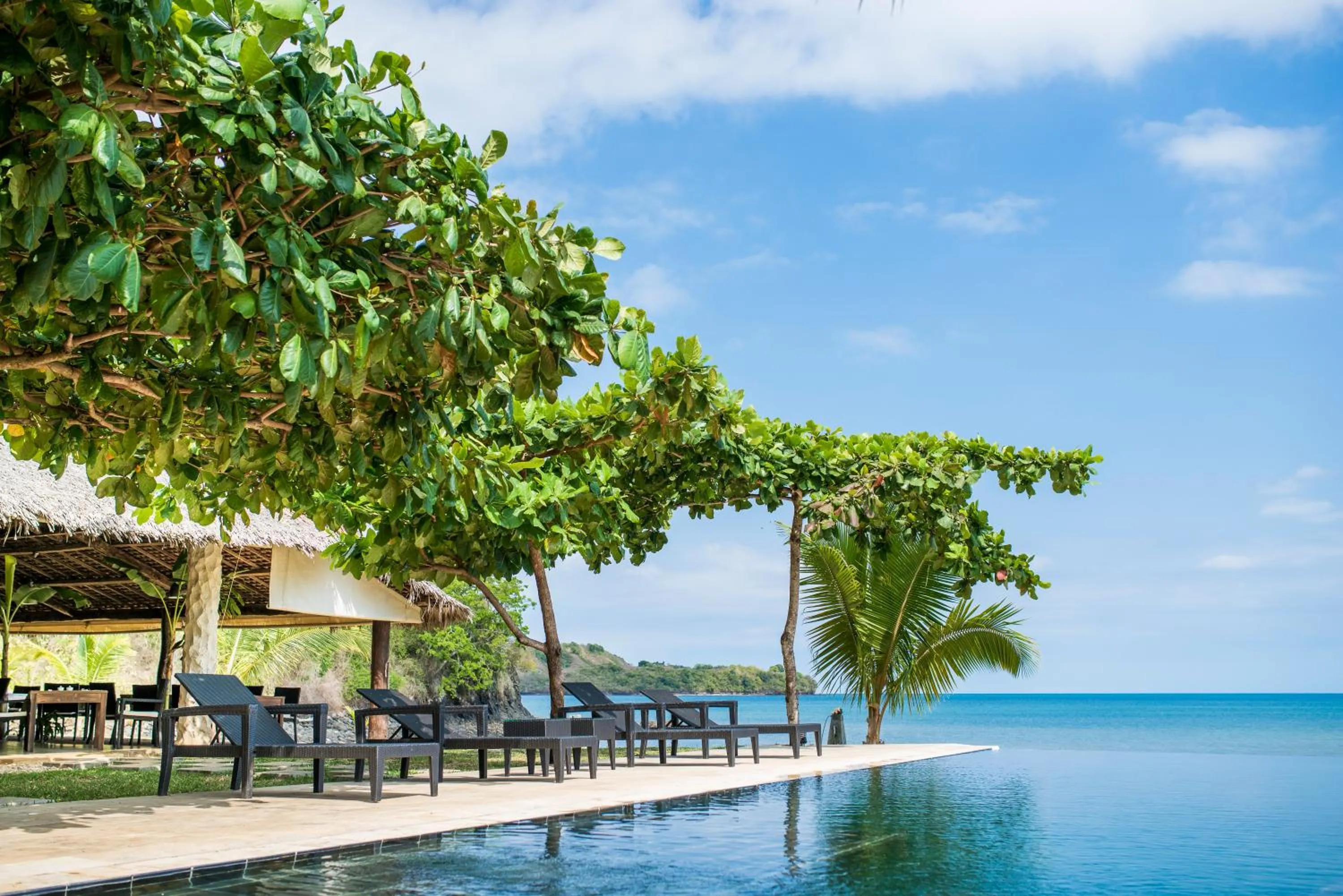 Restaurant/places to eat in Home The Residence