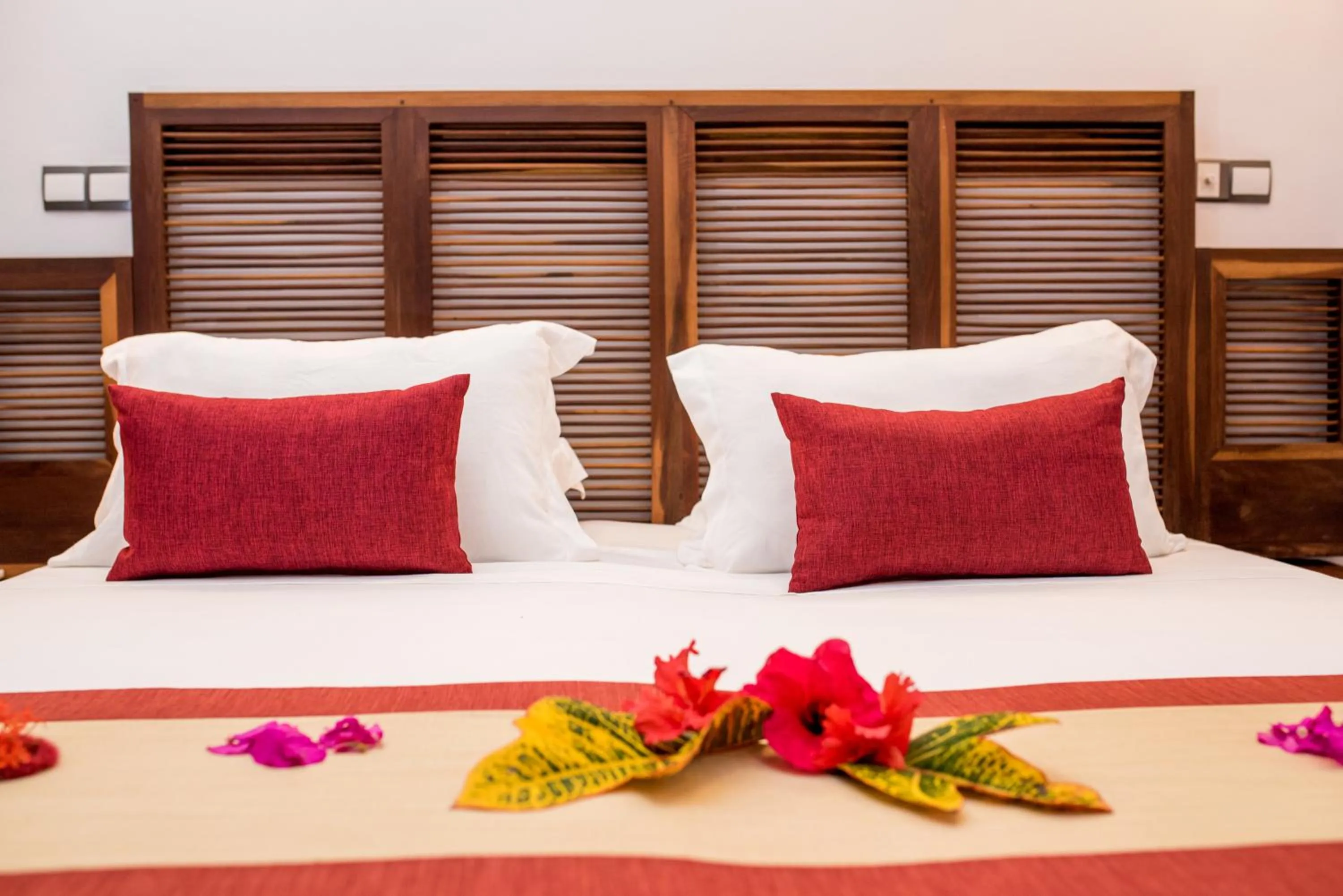 Bed in Home The Residence