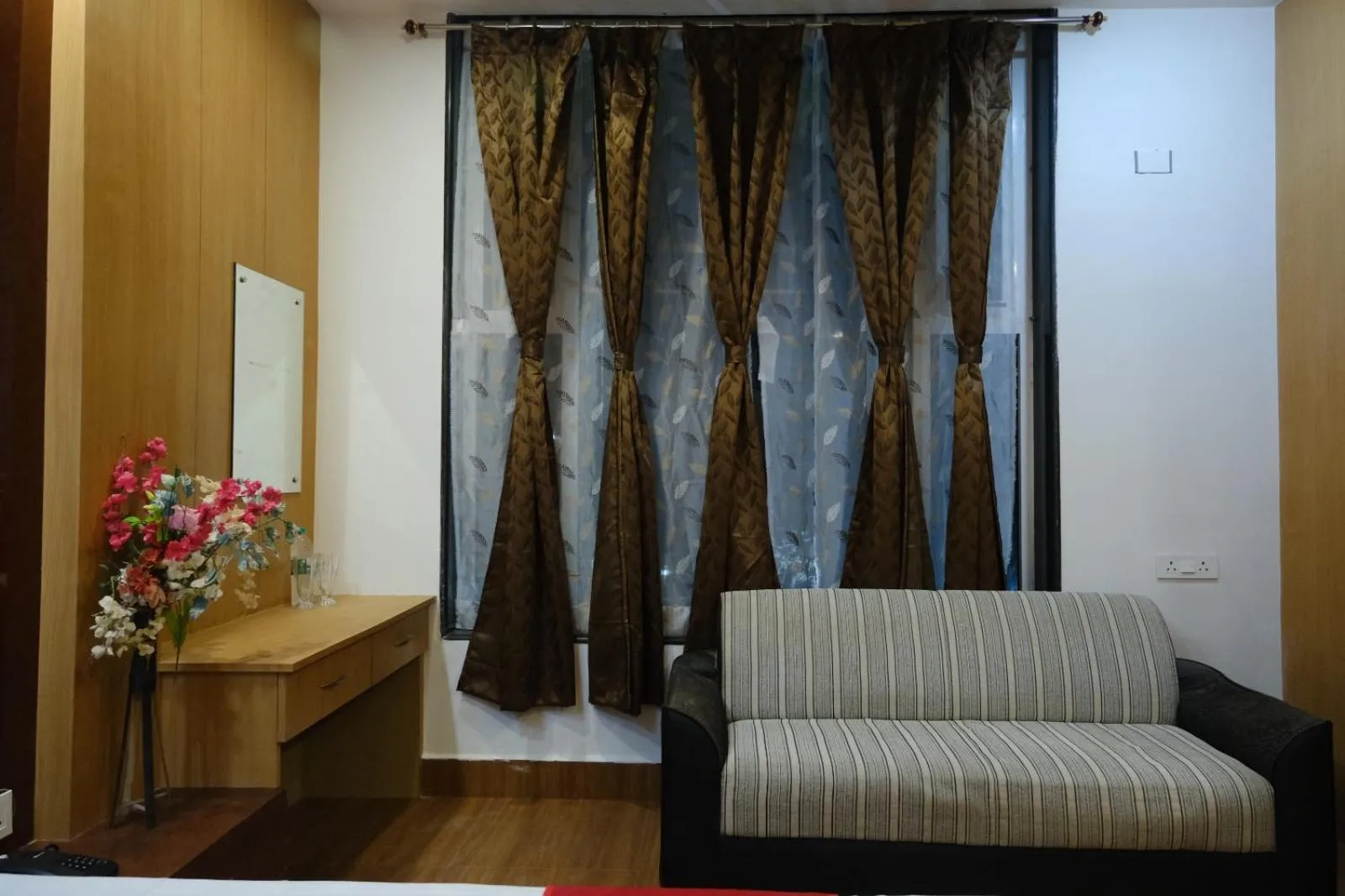 Living room in Hotel Golden Continental