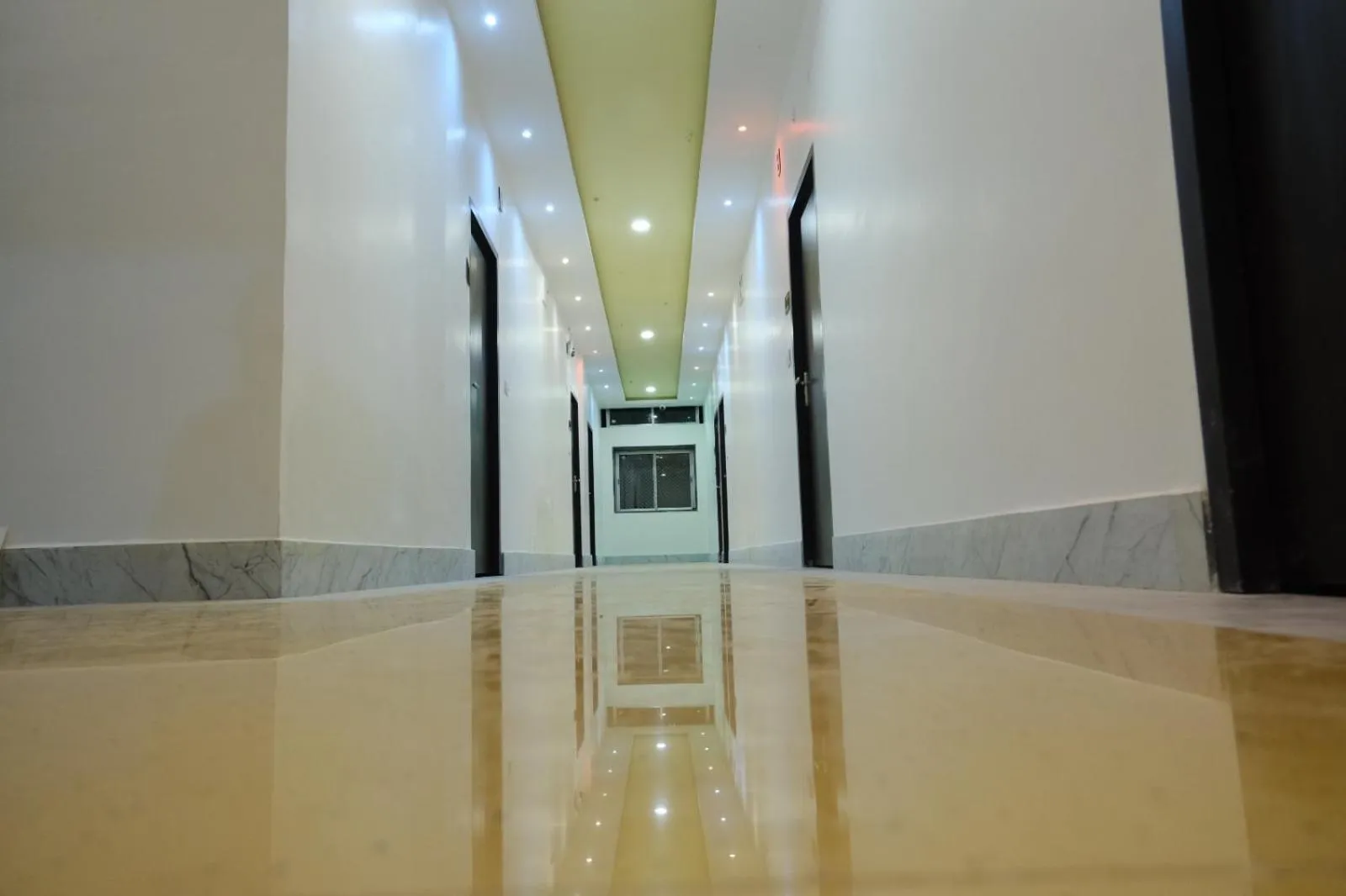 Lobby or reception in Hotel Golden Continental