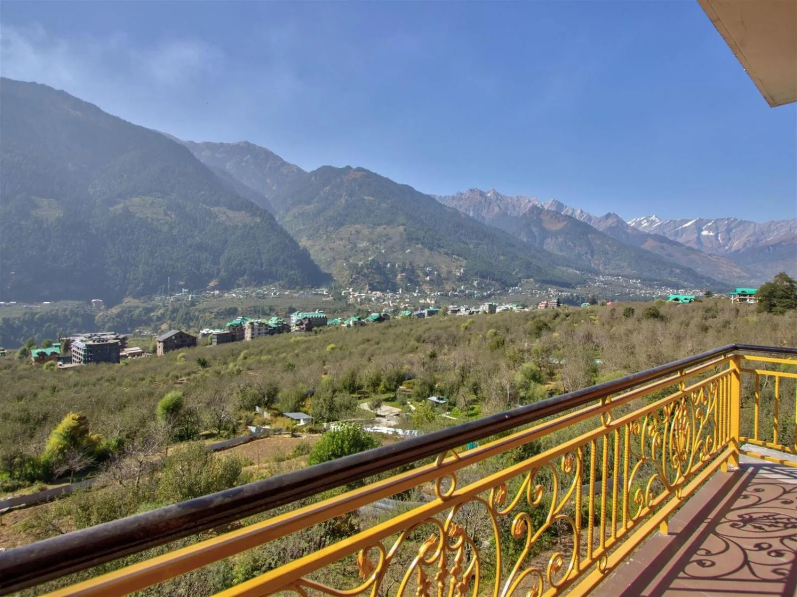 Balcony/Terrace in Golden Peak Manali
