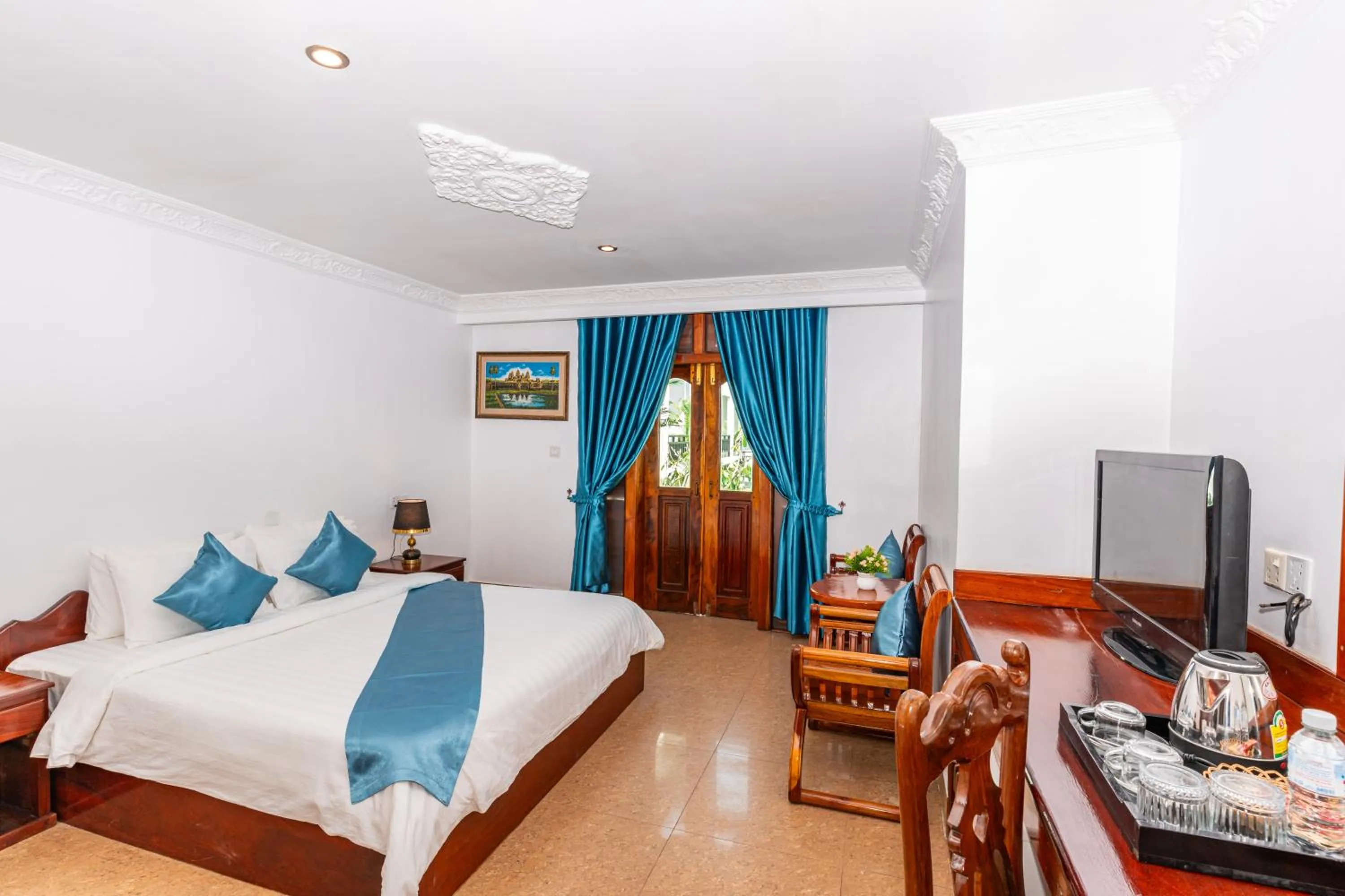 Balcony/Terrace, Bed in Rithy Rin Angkor Hotel