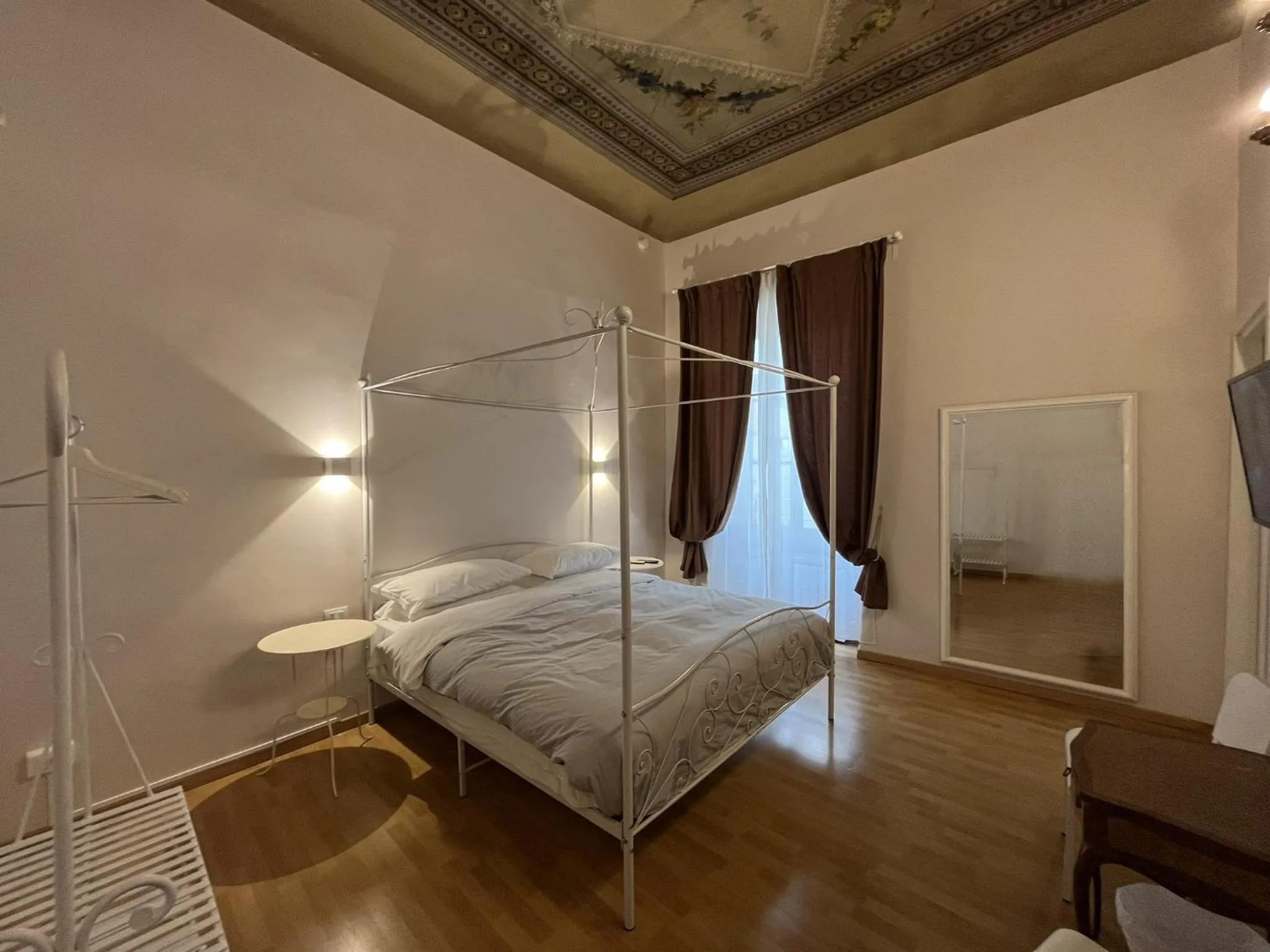 Bed in B&B Dante Alighieri