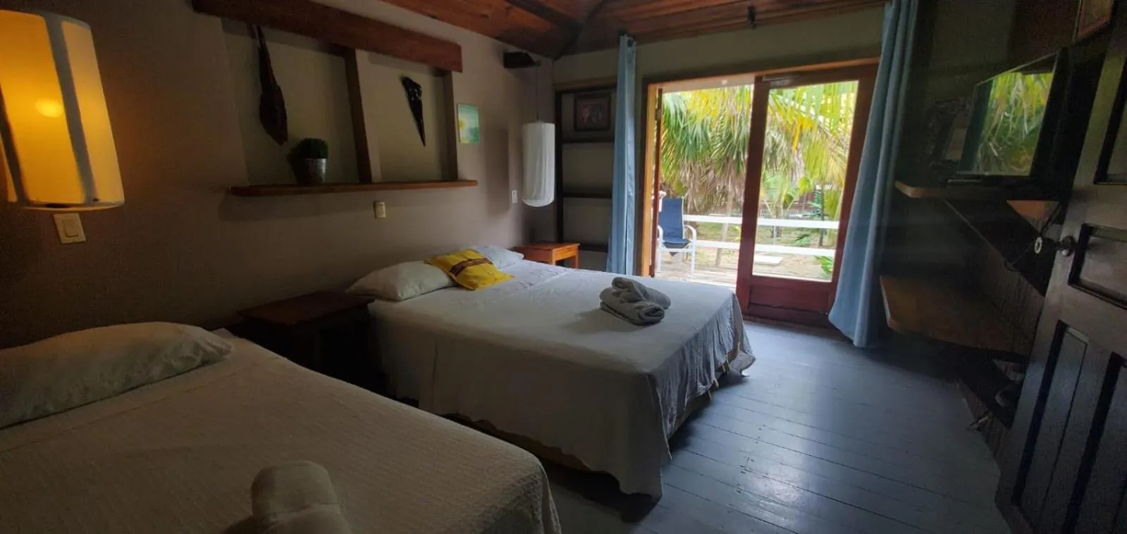 Bedroom, Bed in Lands End