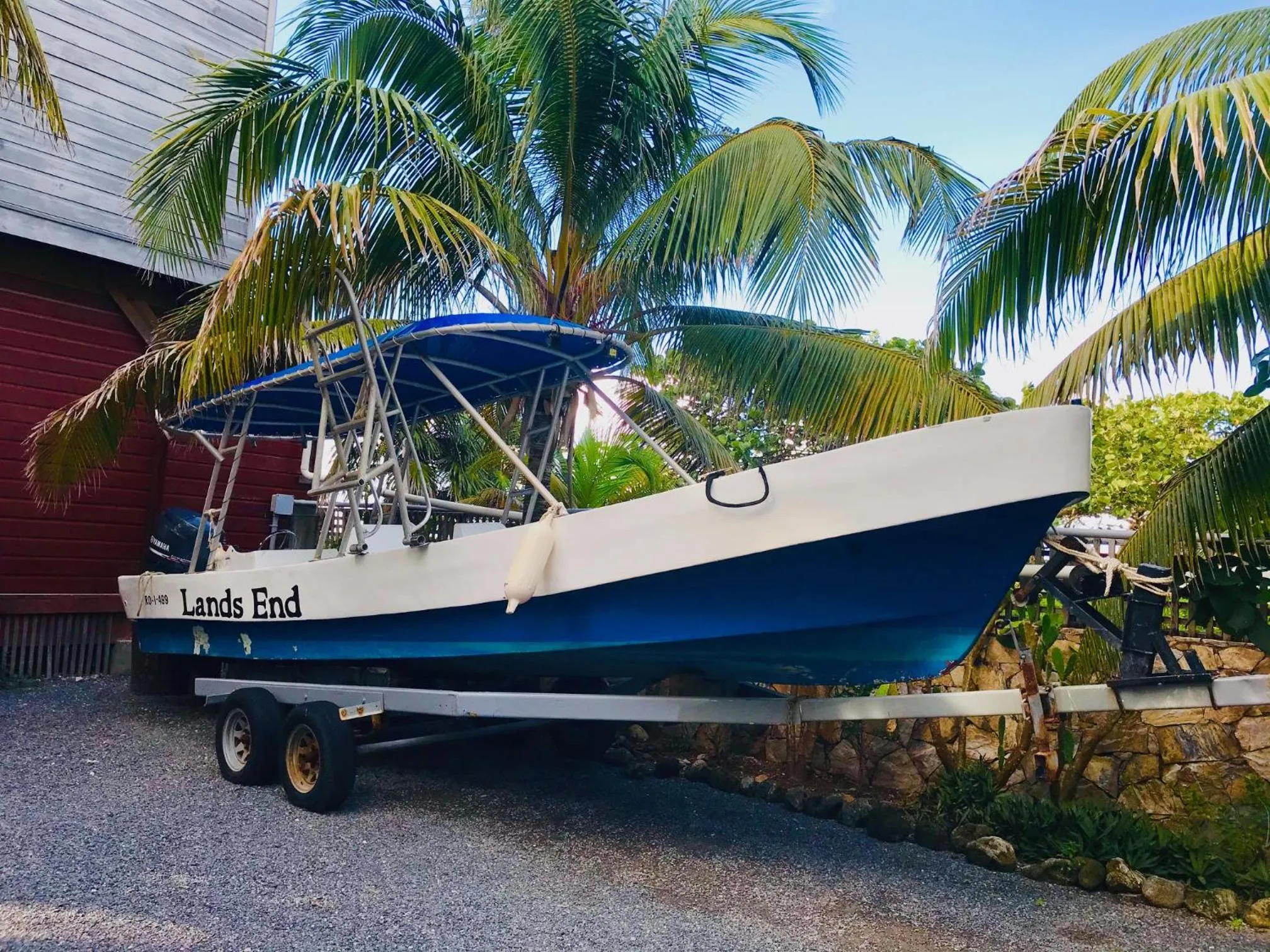 Entertainment in Lands End