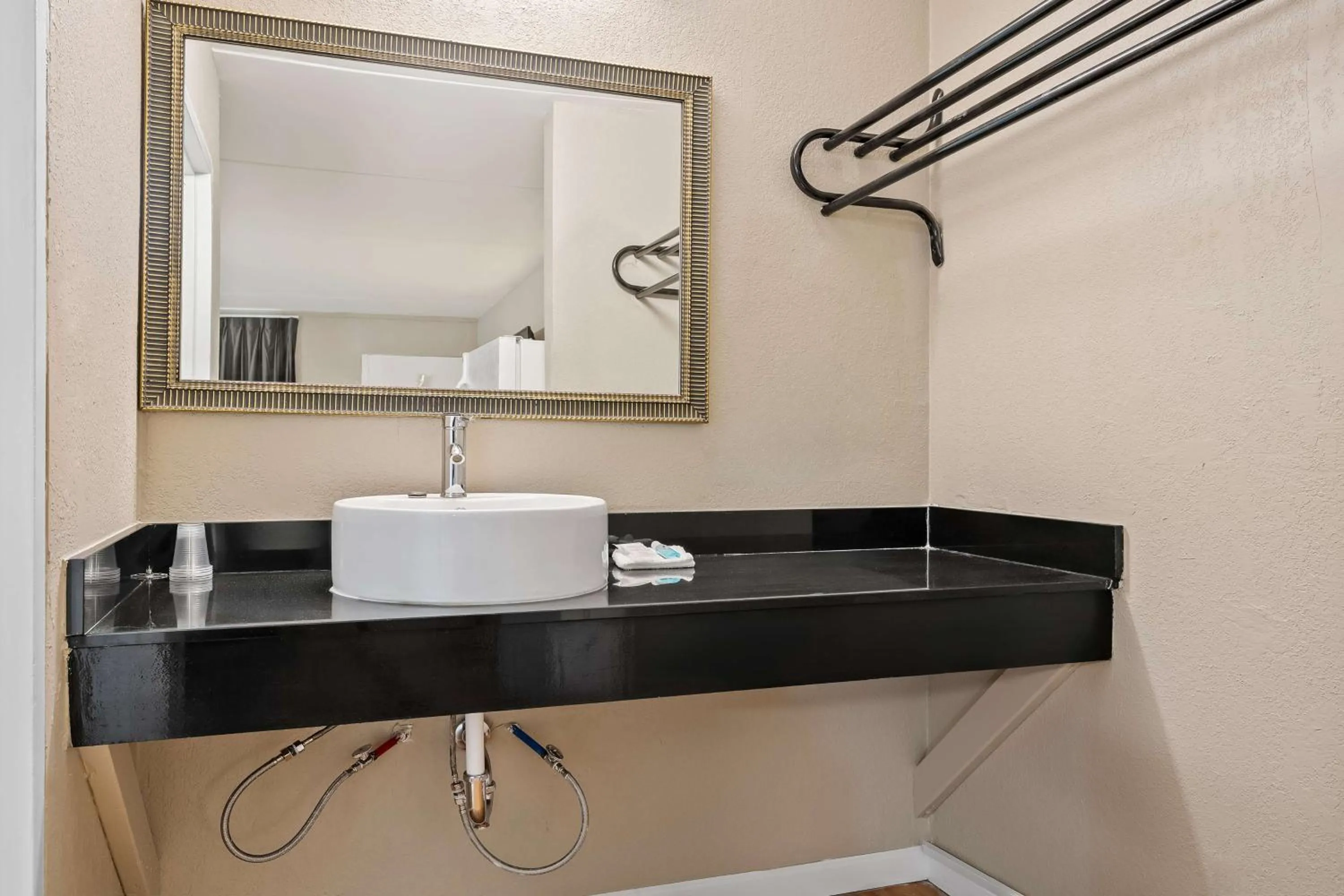 Bathroom in Signature Inn Danville