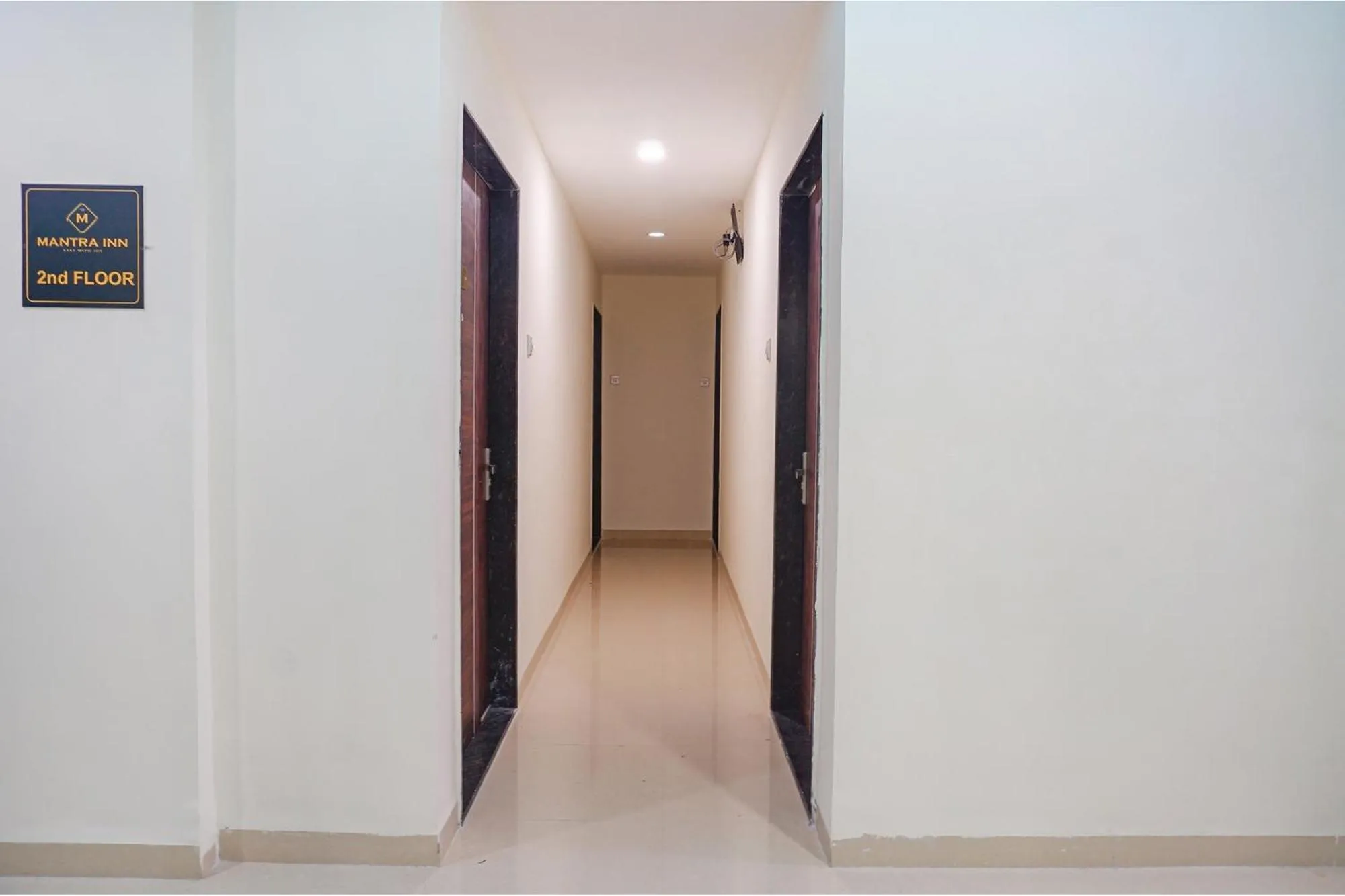 Lobby or reception in Fabhotel The Mantra inn - Nr world trade center