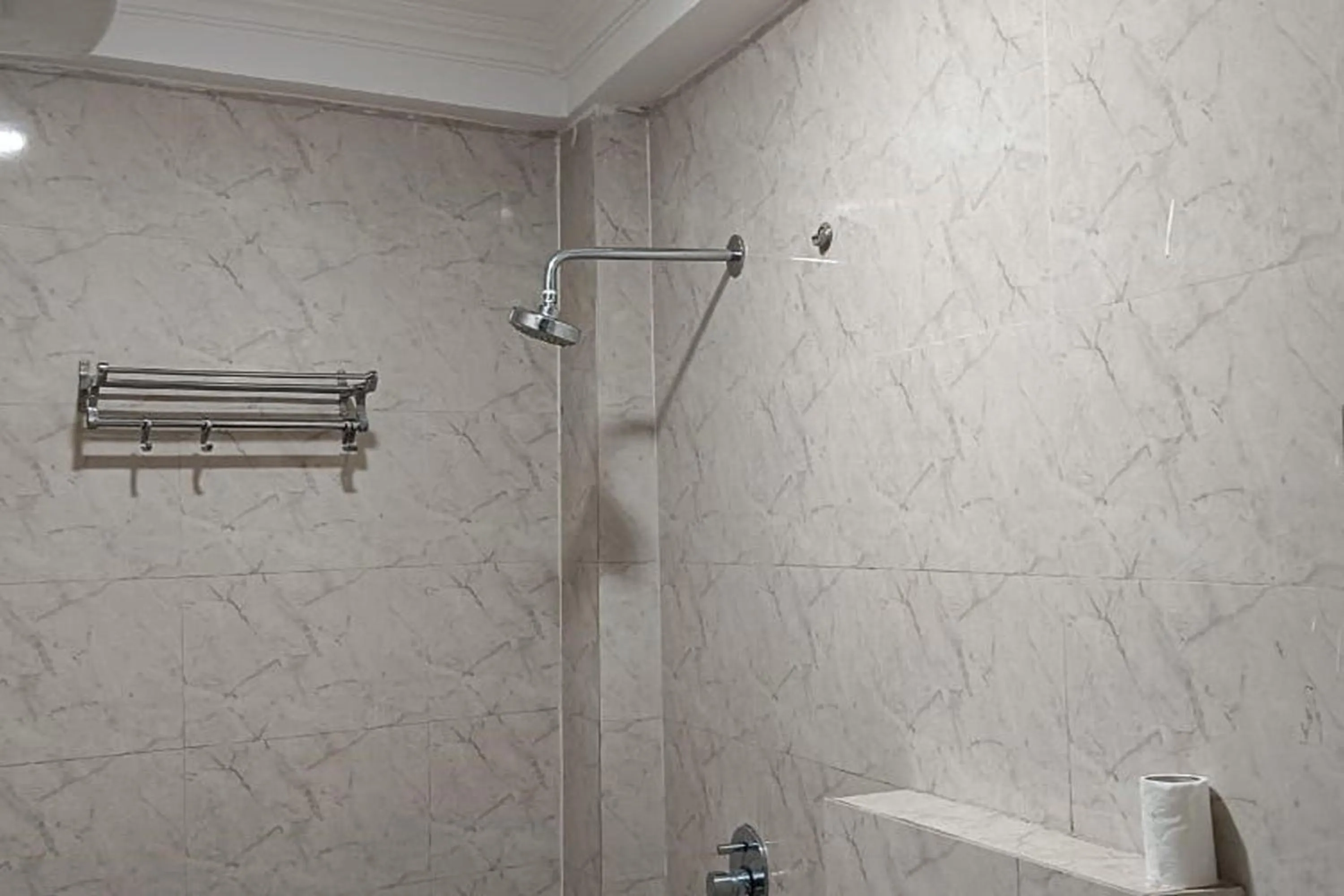 Bathroom in Hotel Sky View