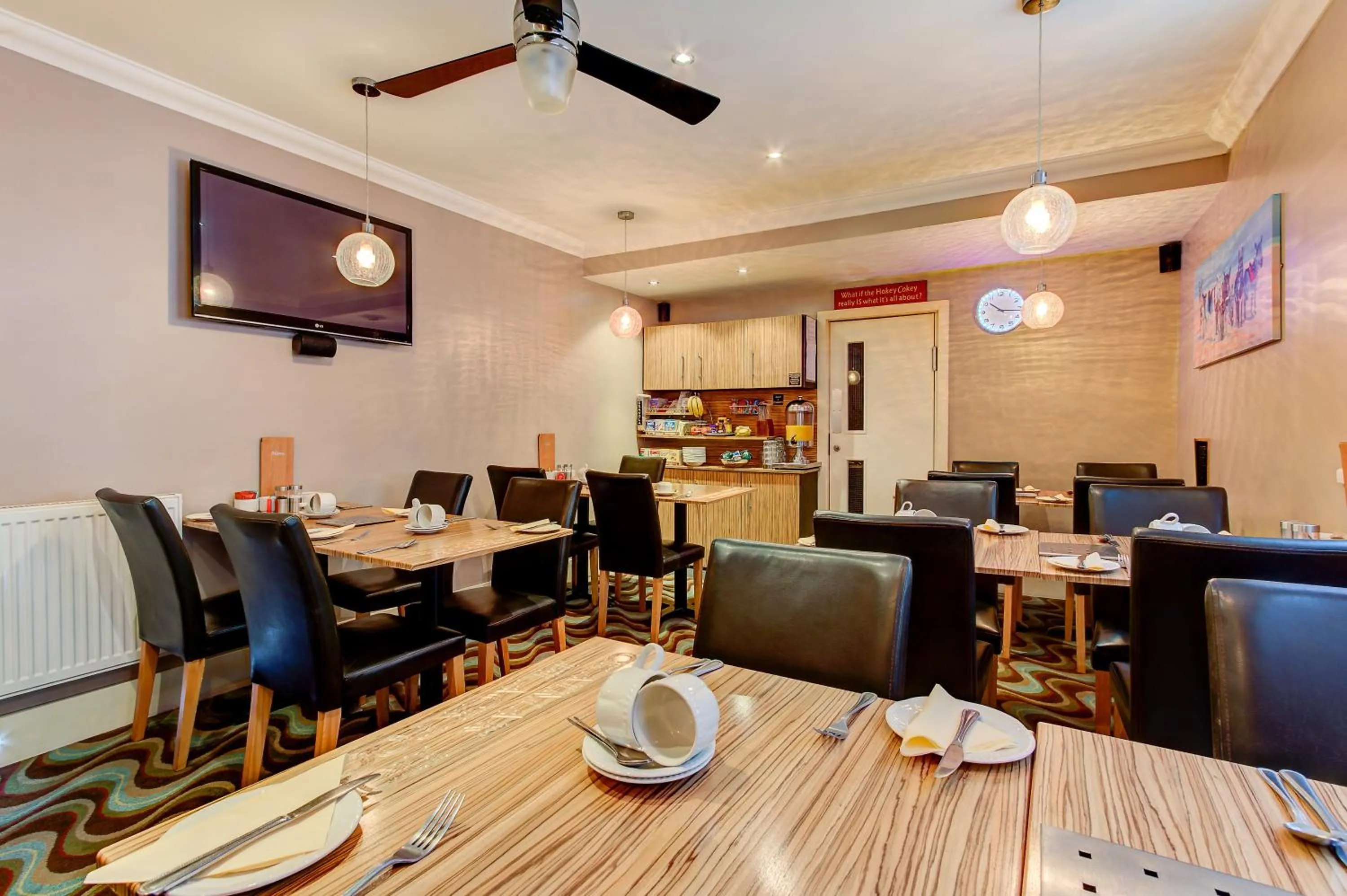 Property building in The Craimar