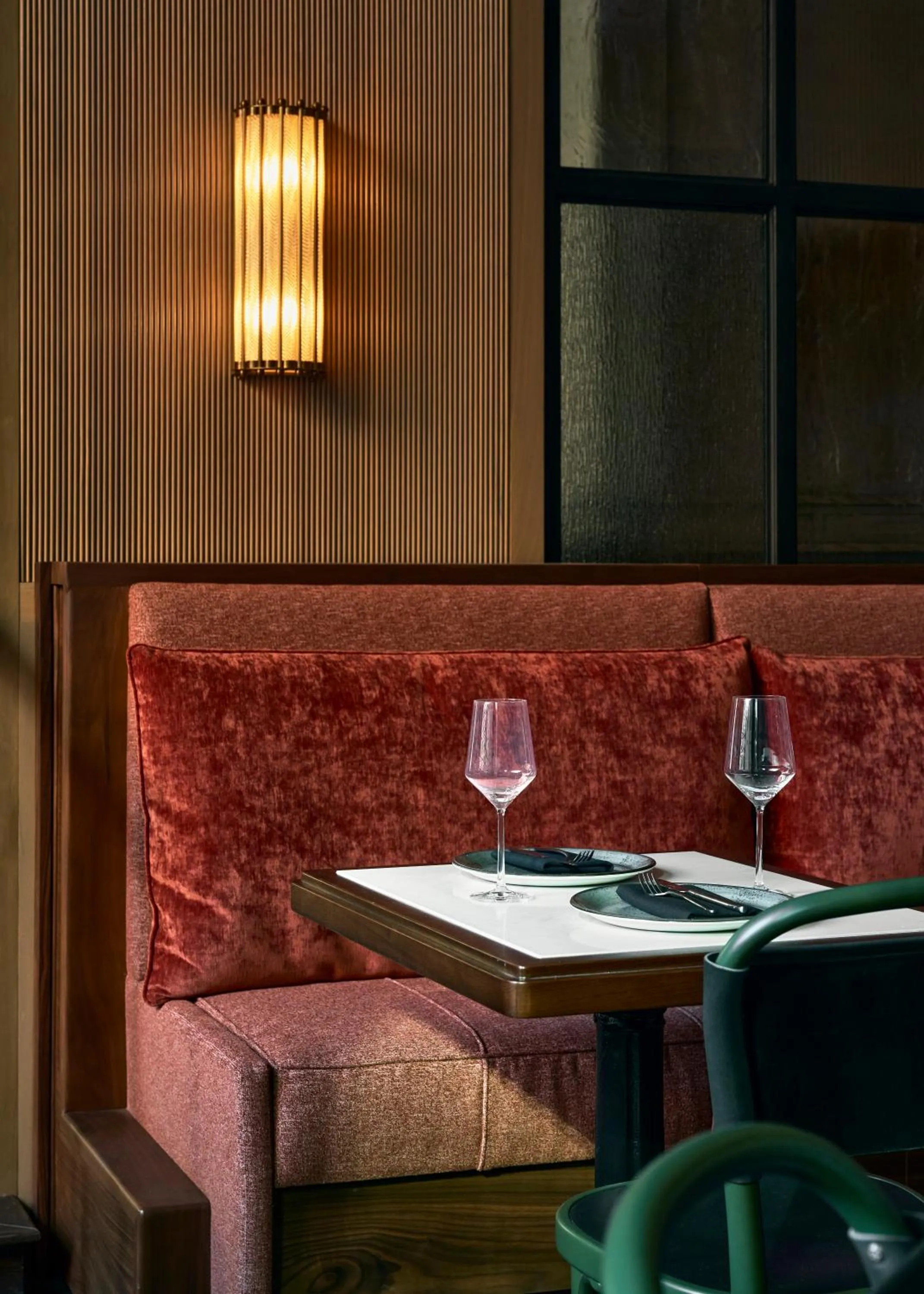 Restaurant/places to eat in Fidelity Hotel