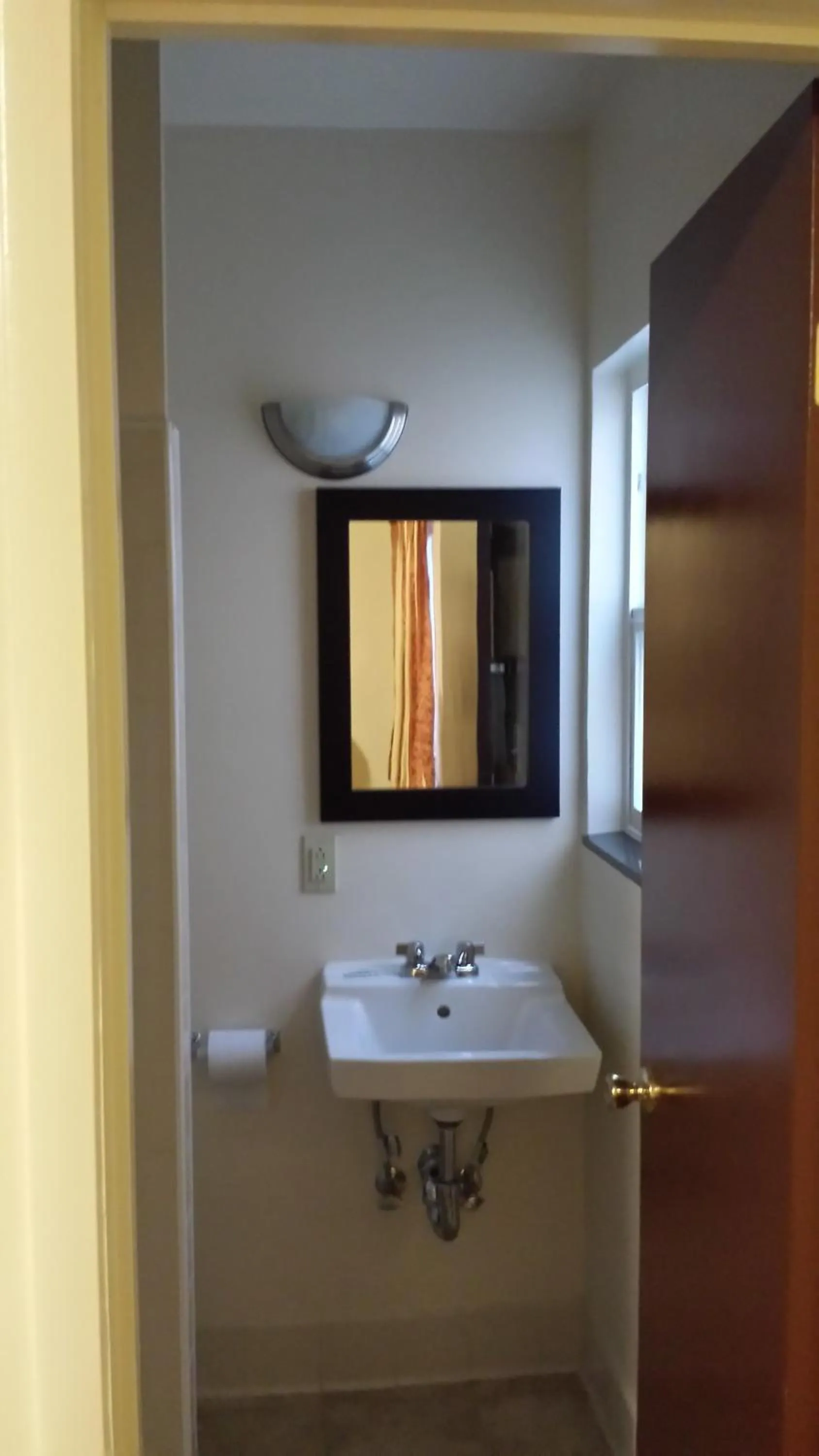 Bathroom in Lido Hotel