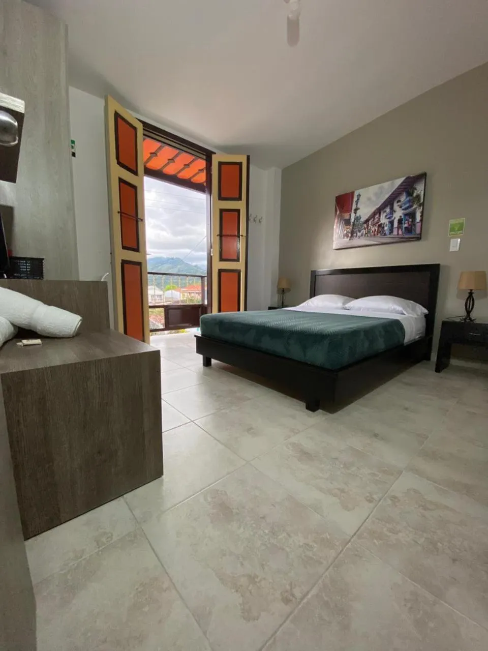 Photo of the whole room, Bed in Casa Borbon