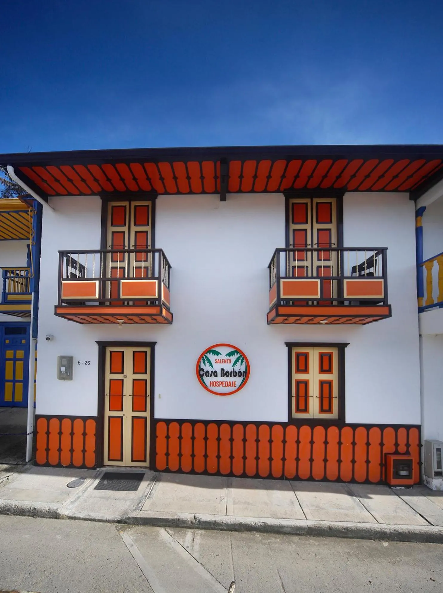 Property building in Casa Borbon