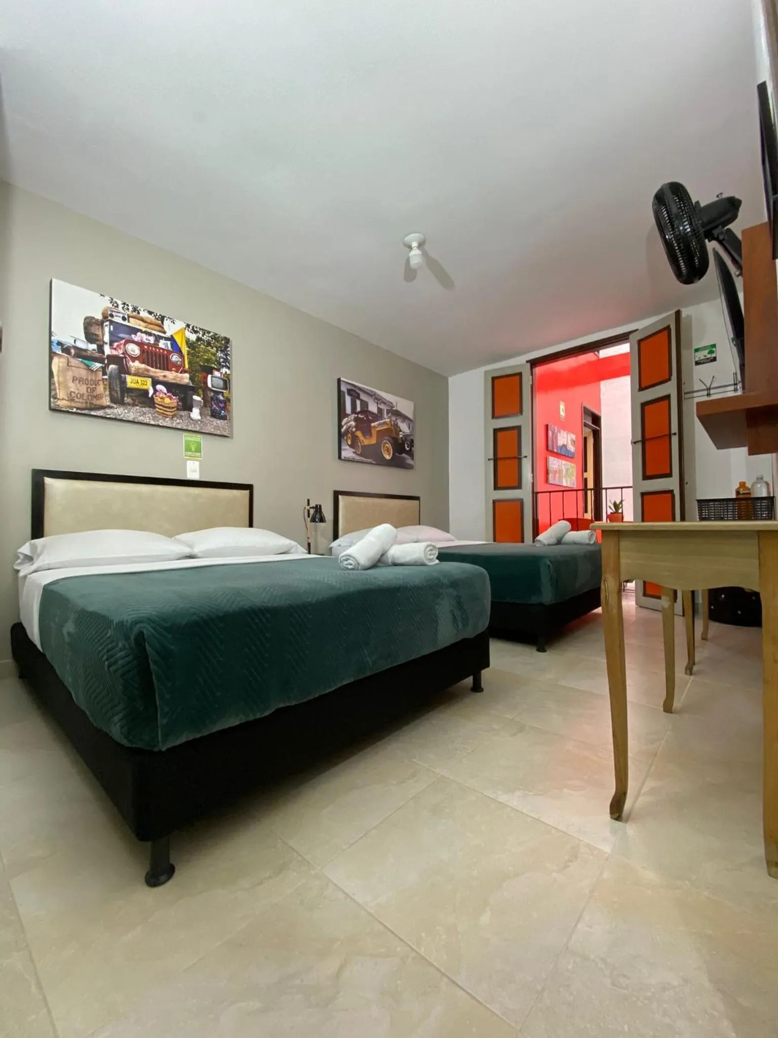 Photo of the whole room, Bed in Casa Borbon