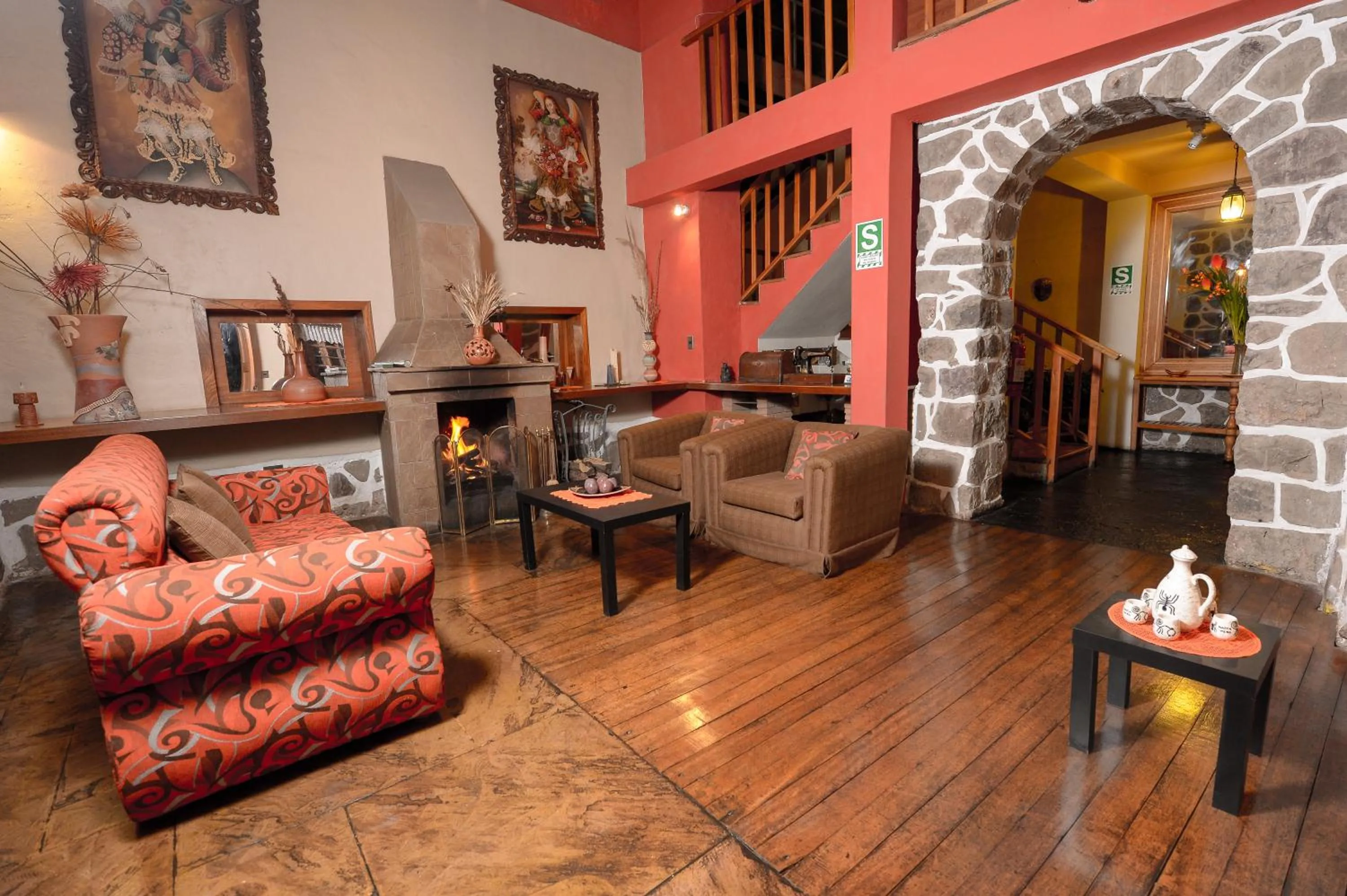 Lounge or bar in Hotel Samanapaq