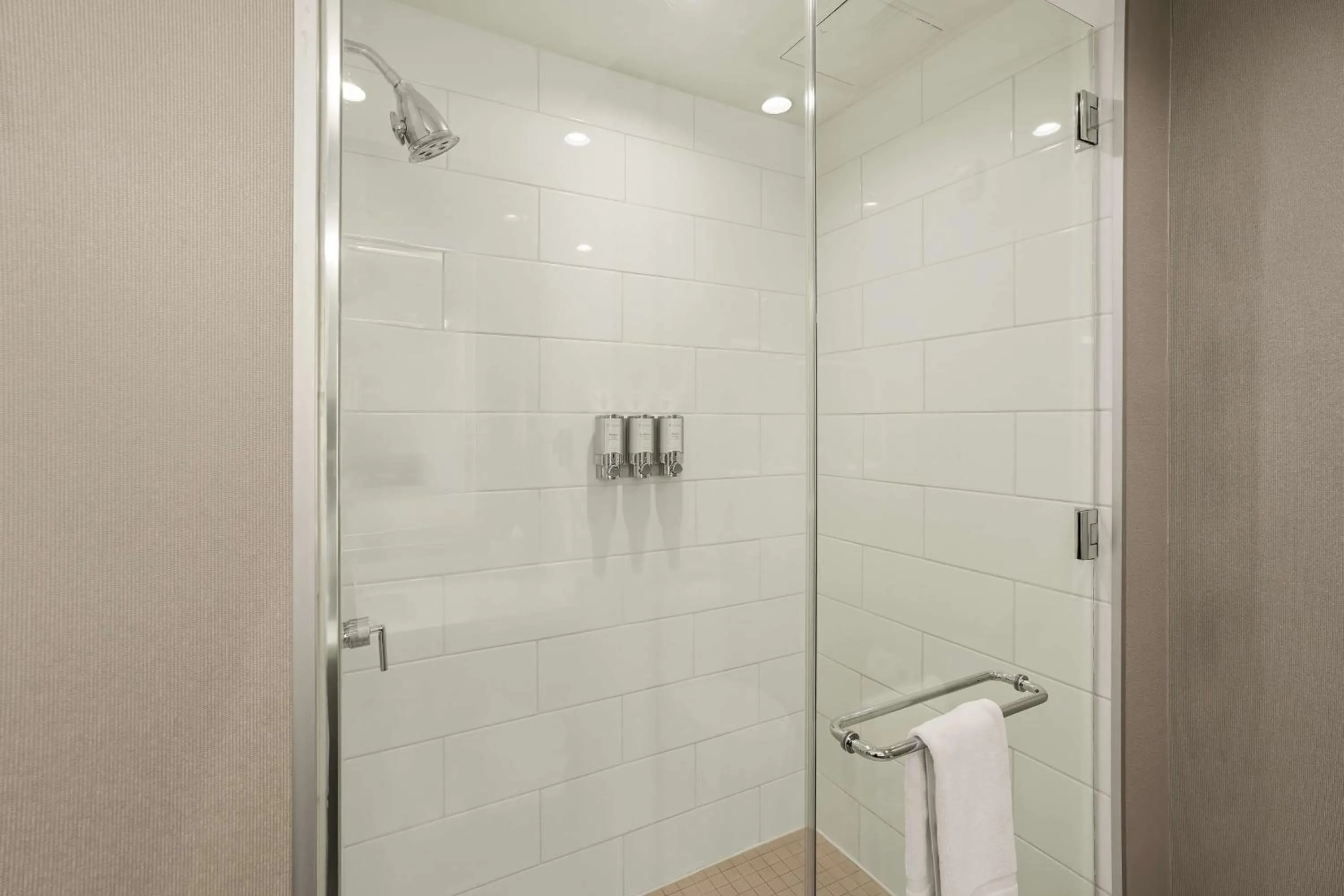 Bathroom in Sonesta Bee Cave Austin Hill Country