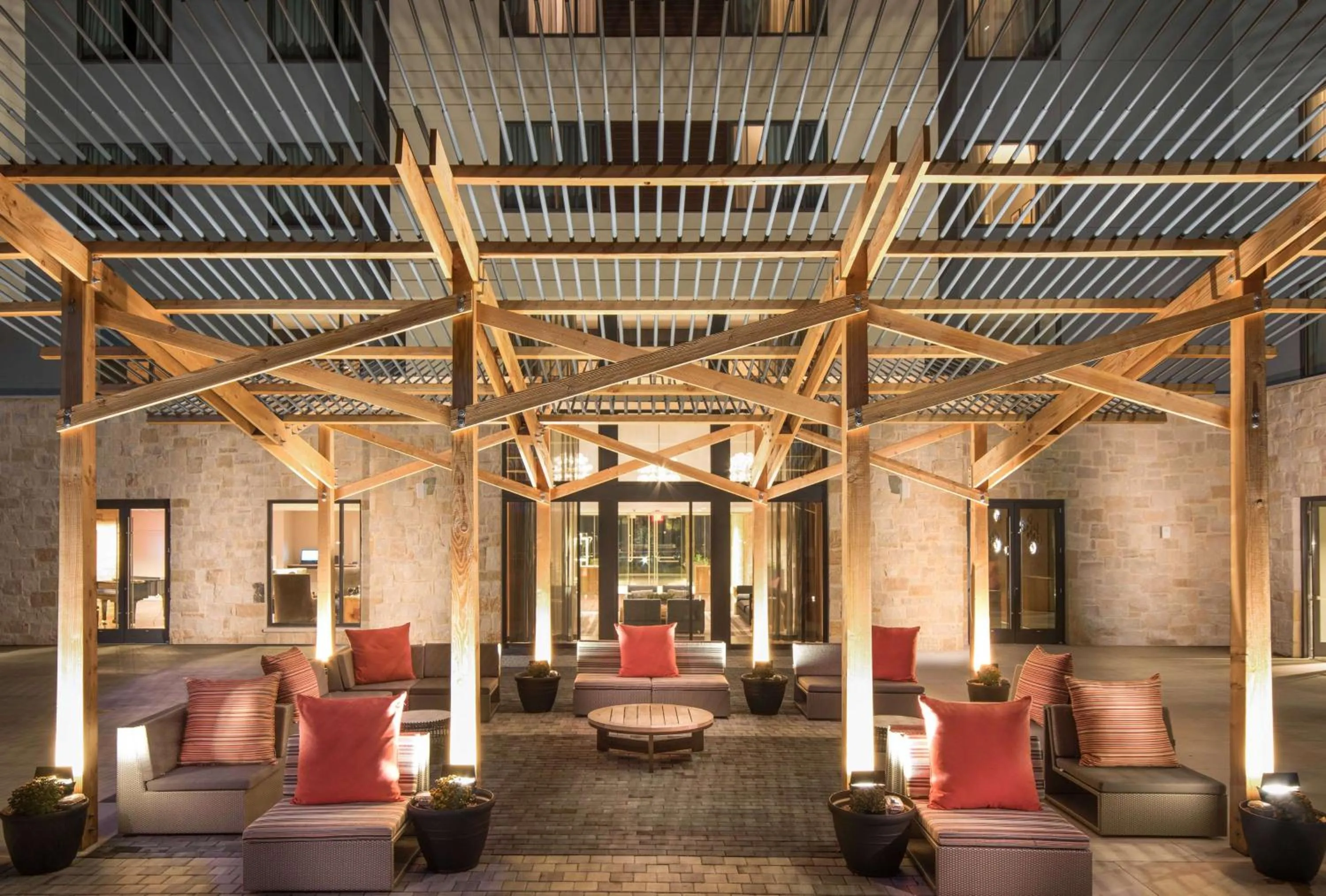 Property building in Sonesta Bee Cave Austin Hill Country