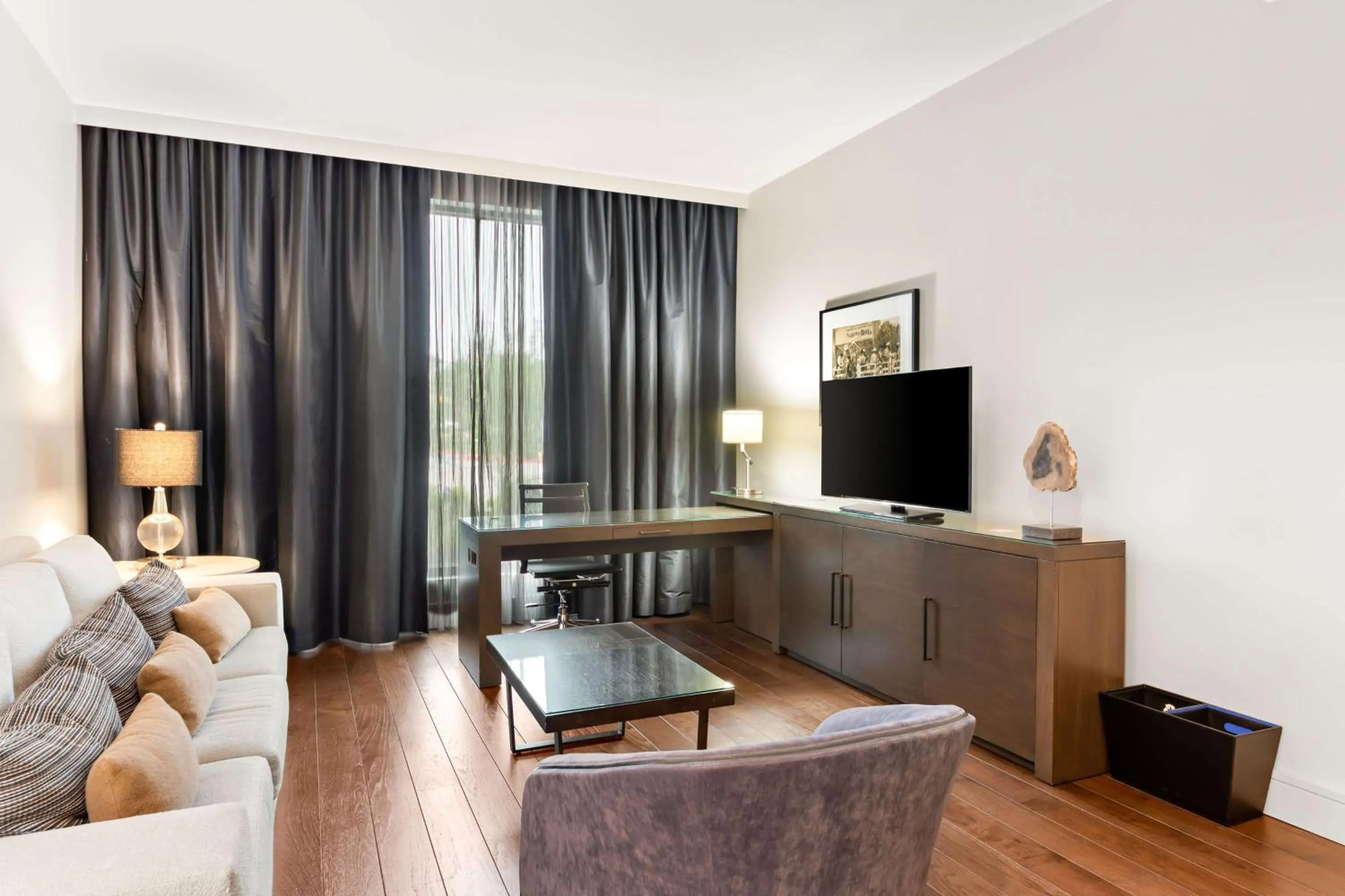 Bedroom in Sonesta Bee Cave Austin Hill Country