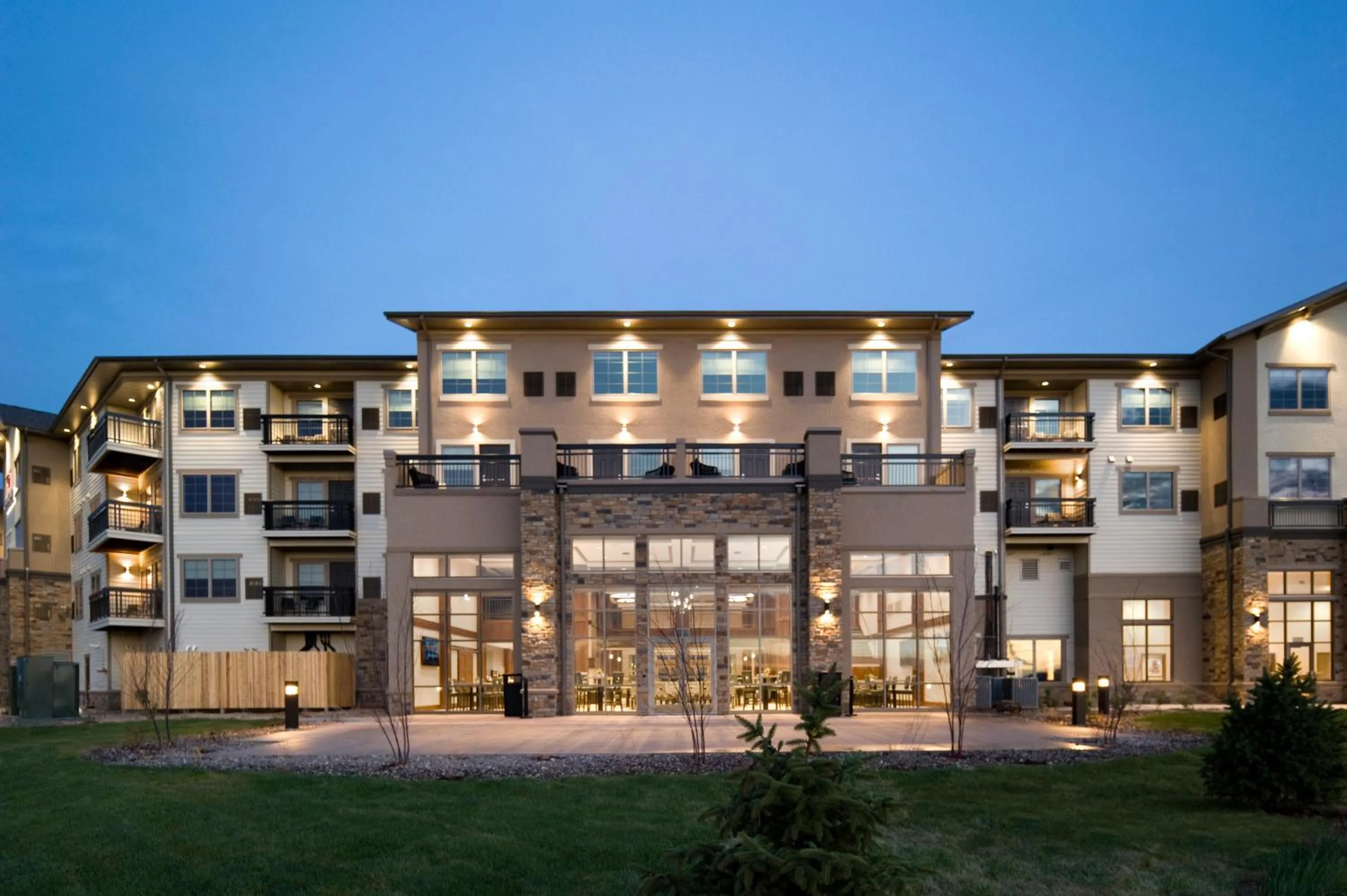 Property building in ClubHouse Hotel & Suites Rapid City