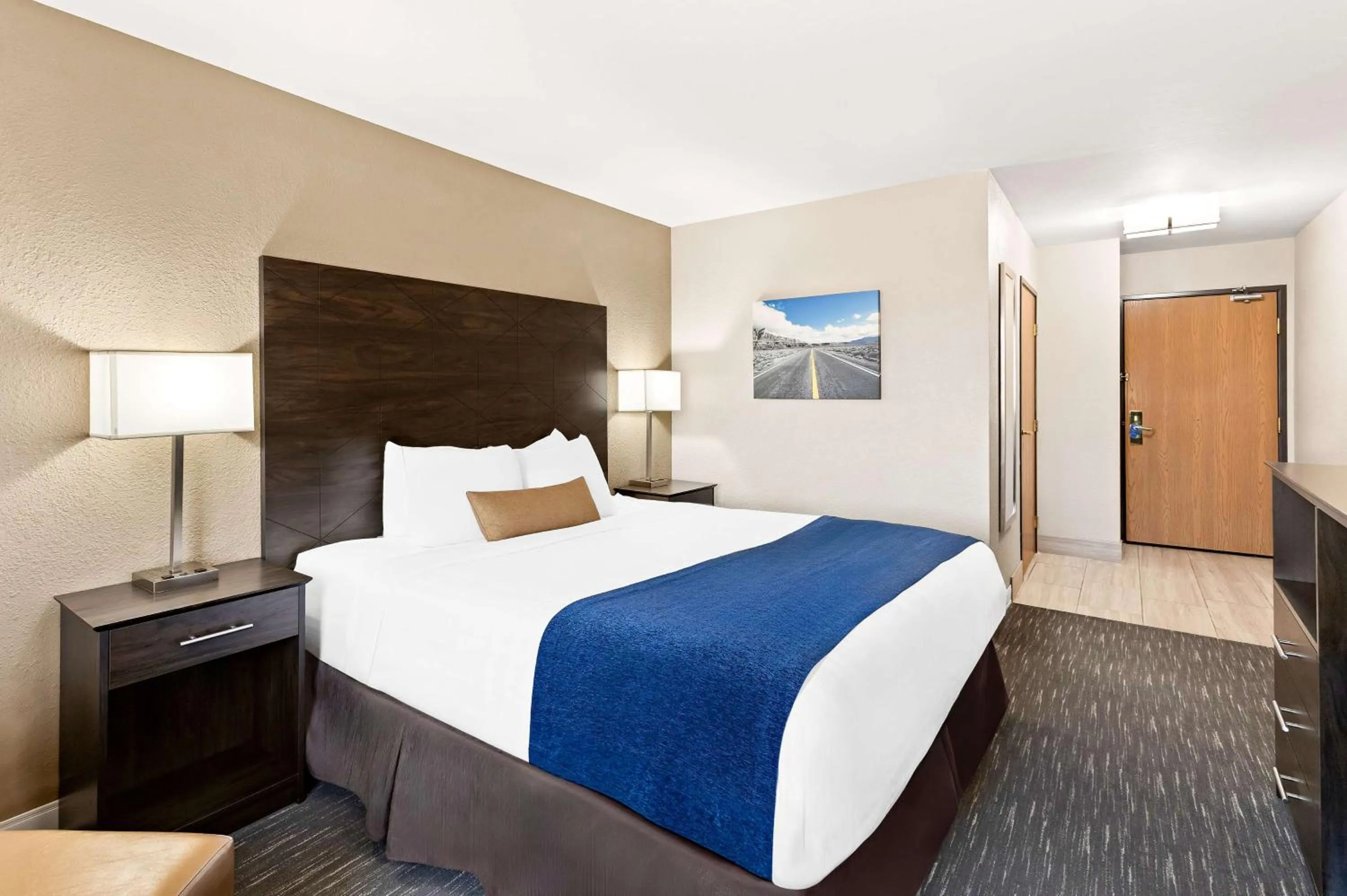 Bedroom, Bed in Best Western Snowflake Inn