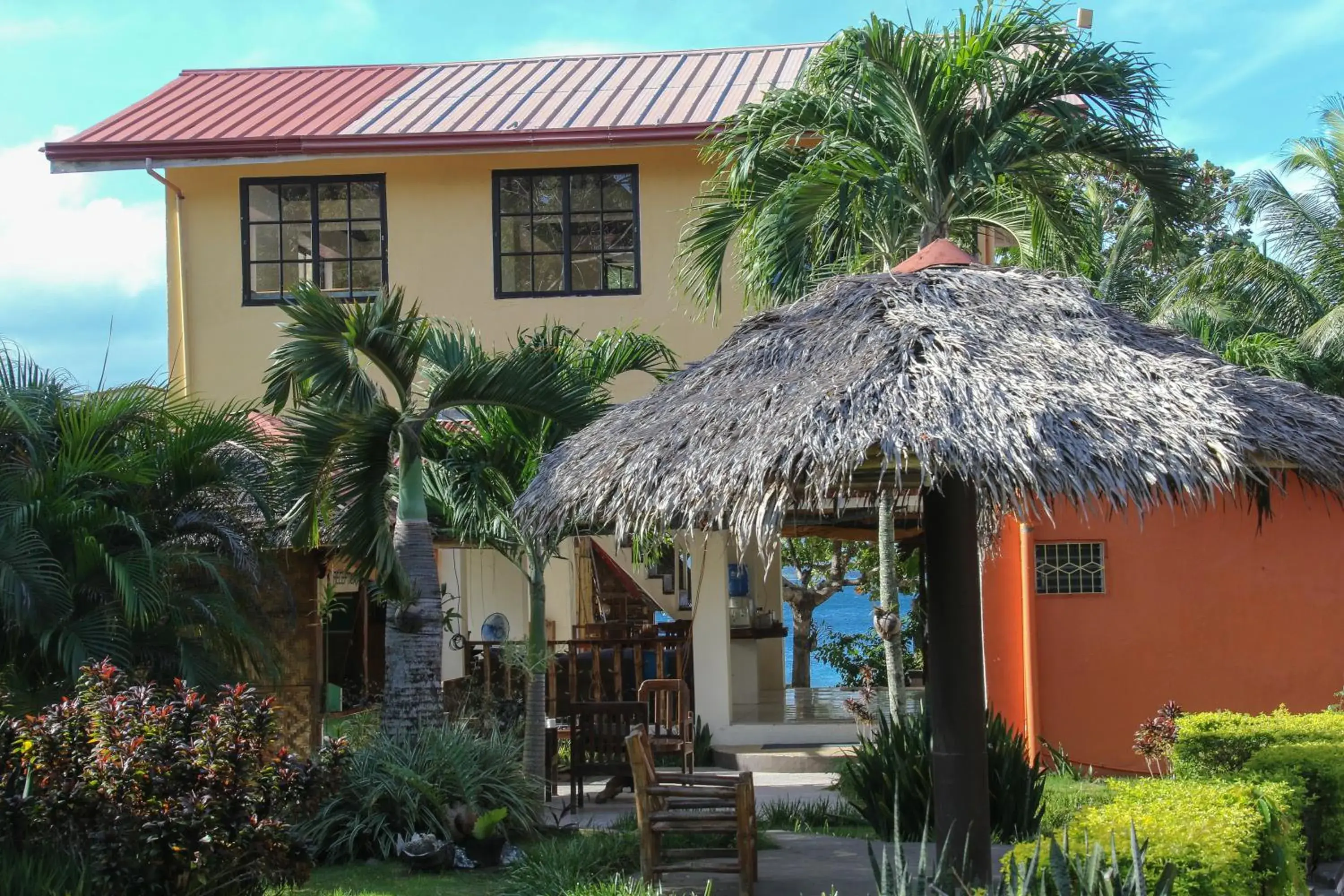 Family Suite with Sea View in Isla Hayahay Beach Resort and Restaurant Family Suite with Sea View in Isla Hayahay Beach Resort and Restaurant