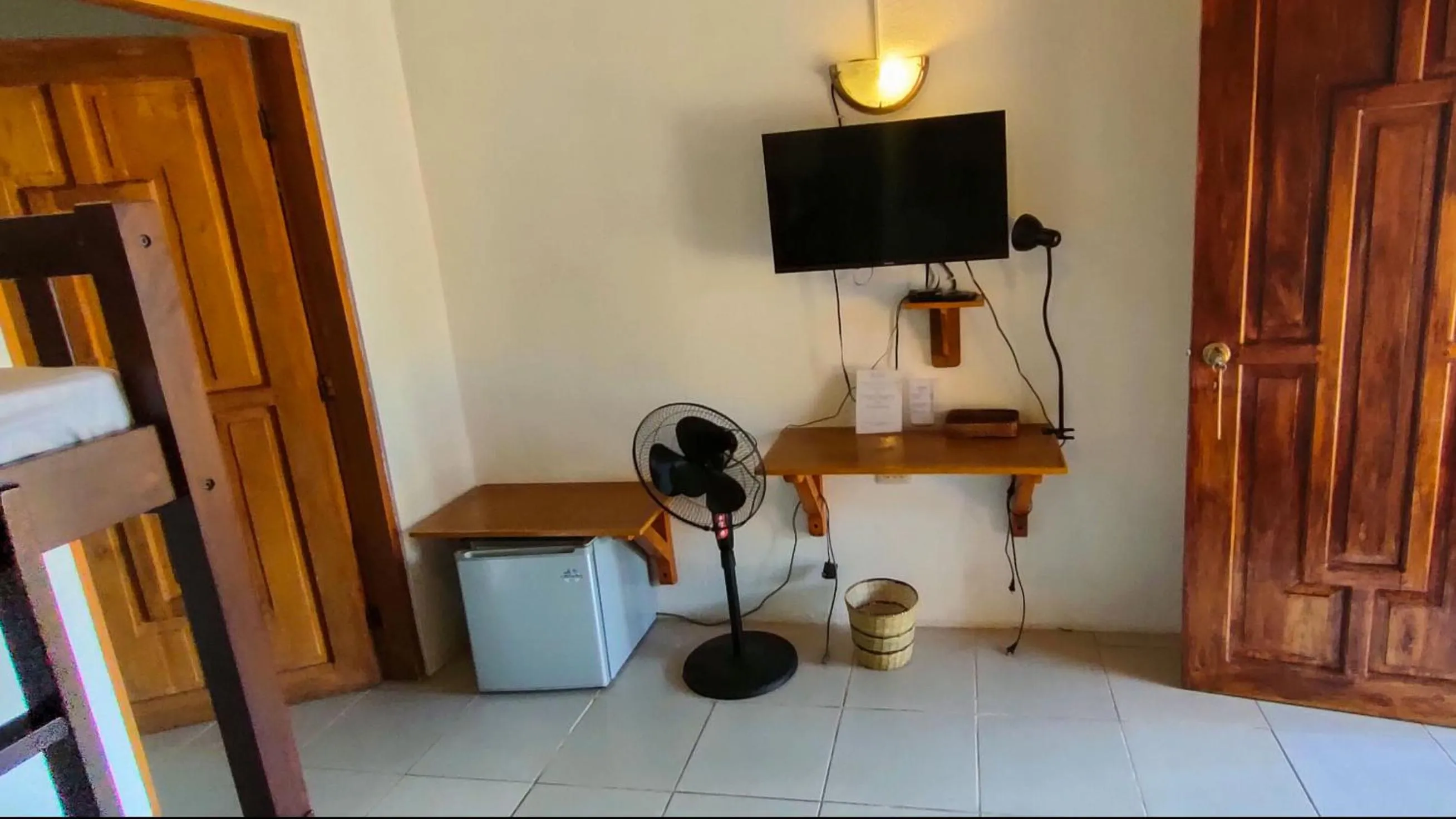 Isla Hayahay Beach Resort and Restaurant