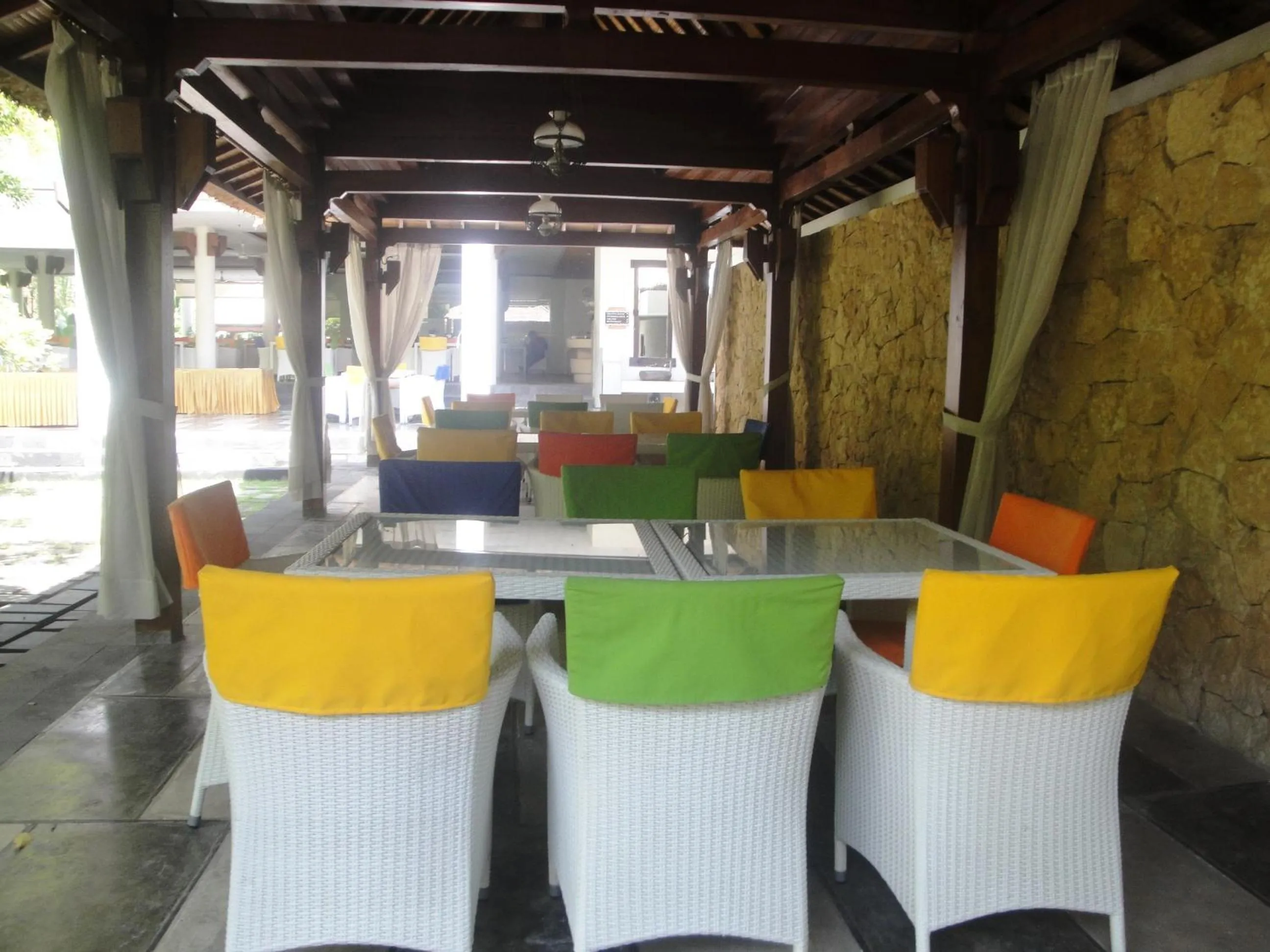 Restaurant/places to eat in Grand Mega Resort & Spa