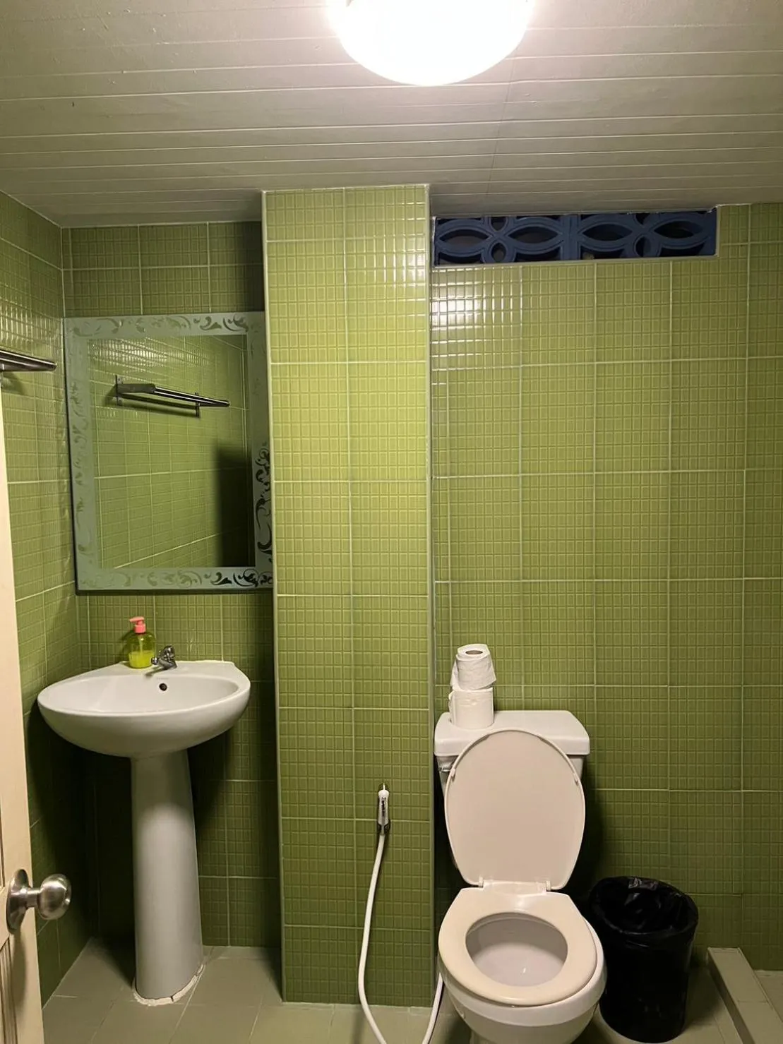 Toilet in Blue Chang House