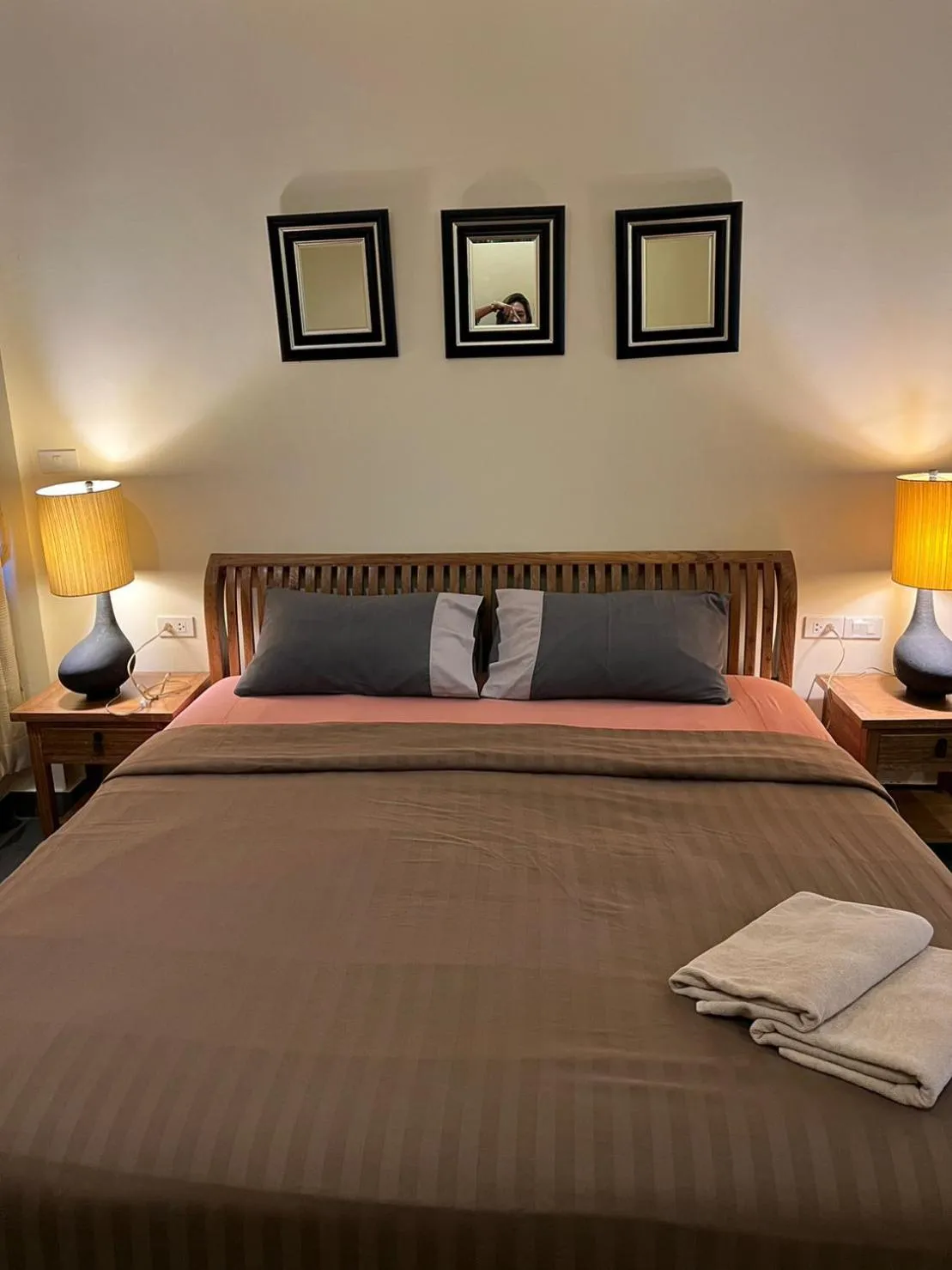 Bedroom, Bed in Blue Chang House