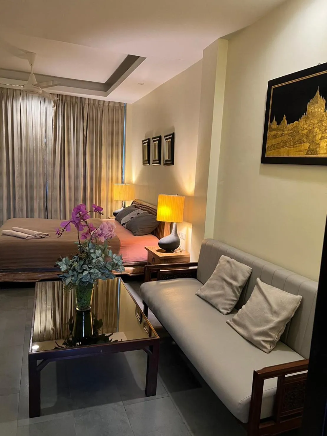 Bedroom, Bed in Blue Chang House