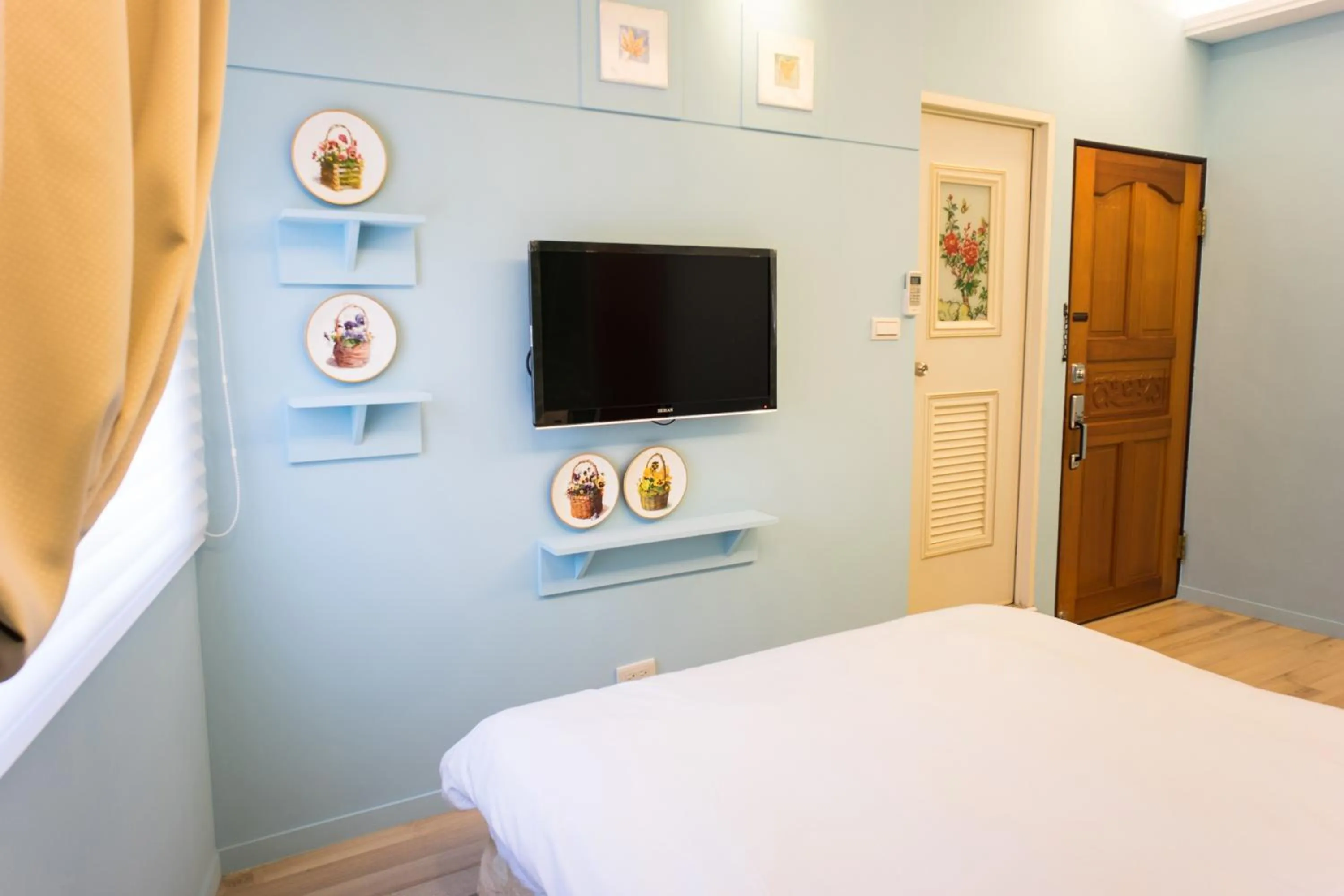 Shower, Bed in Bei Pin B&B