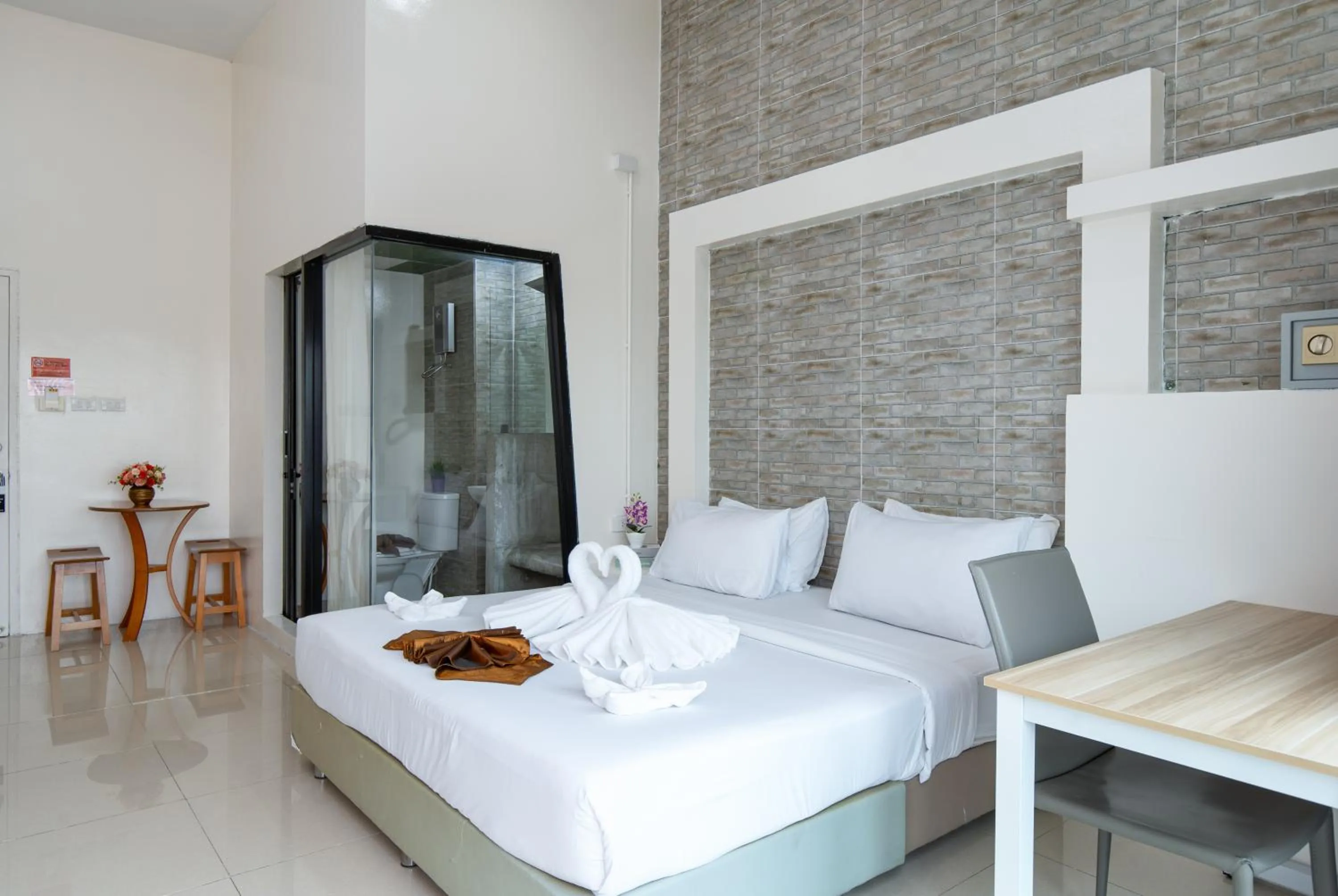 Bed in Baron Zotel Bangkok SHA PLUS