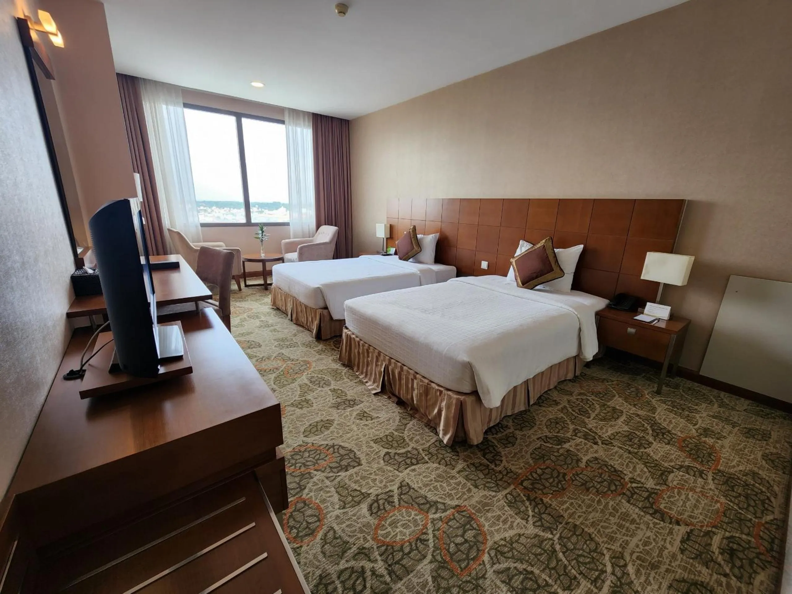 Bedroom, Bed in AURORA Hotel Plaza