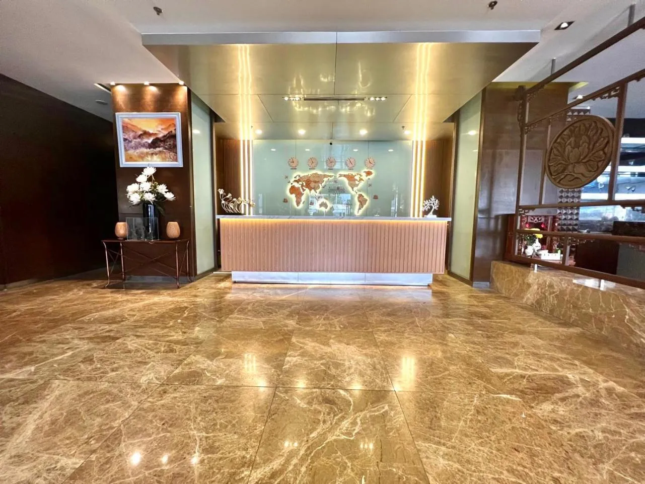 Lobby or reception in AURORA Hotel Plaza