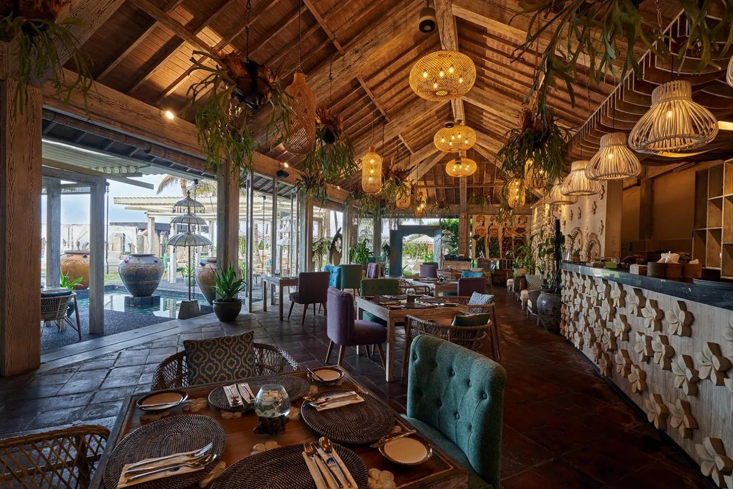 Restaurant/places to eat in The Royal Purnama Luxury Villas - Adults Only