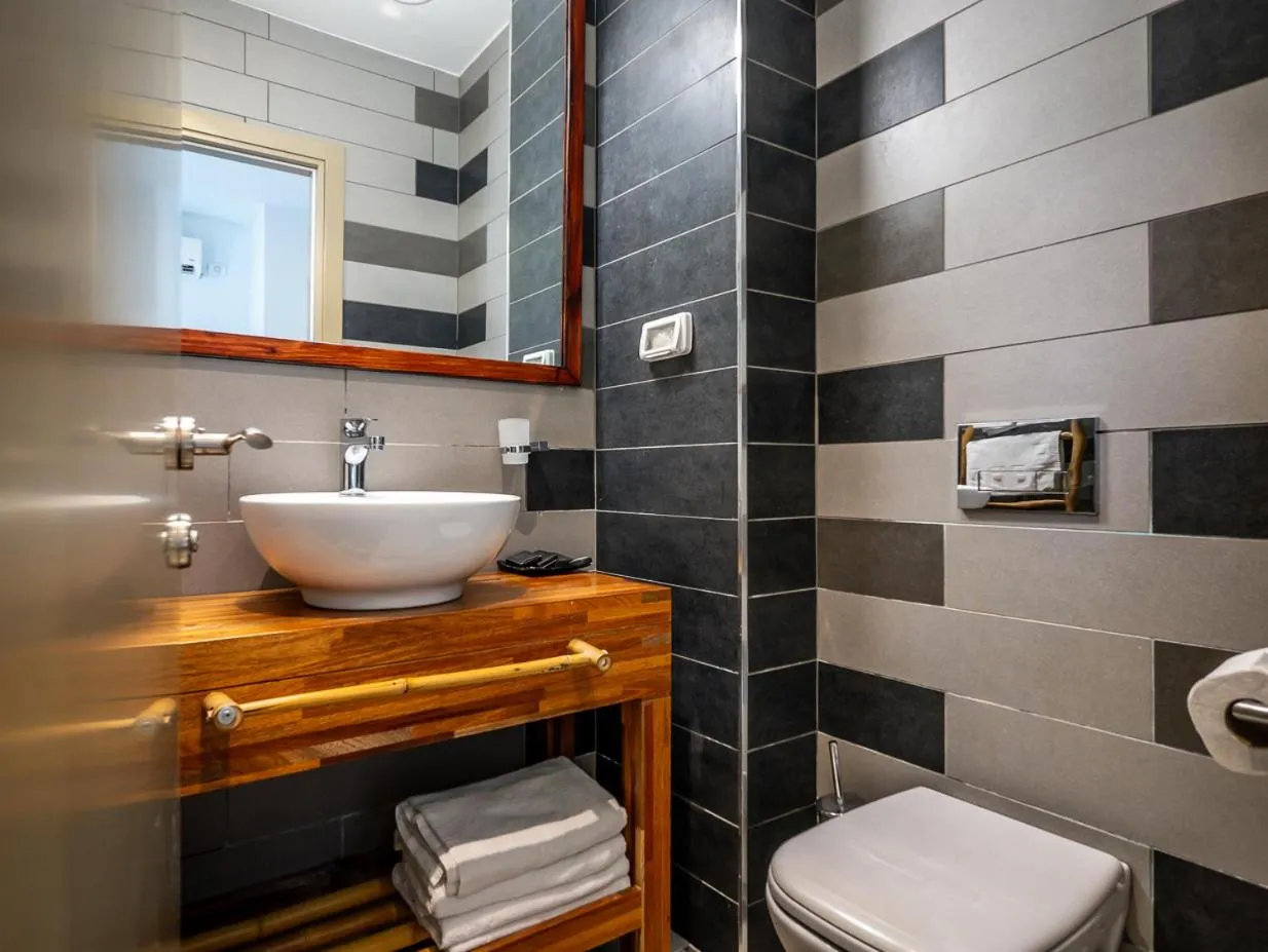 Bat Galim Boutique Hotel