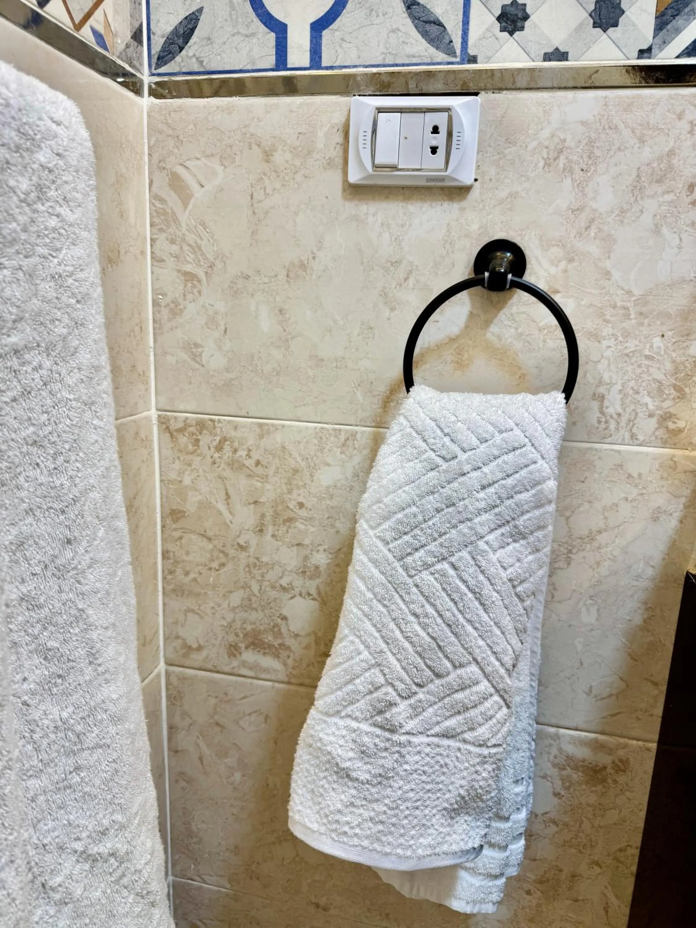 Shower in Night Pyramids Inn Hotel